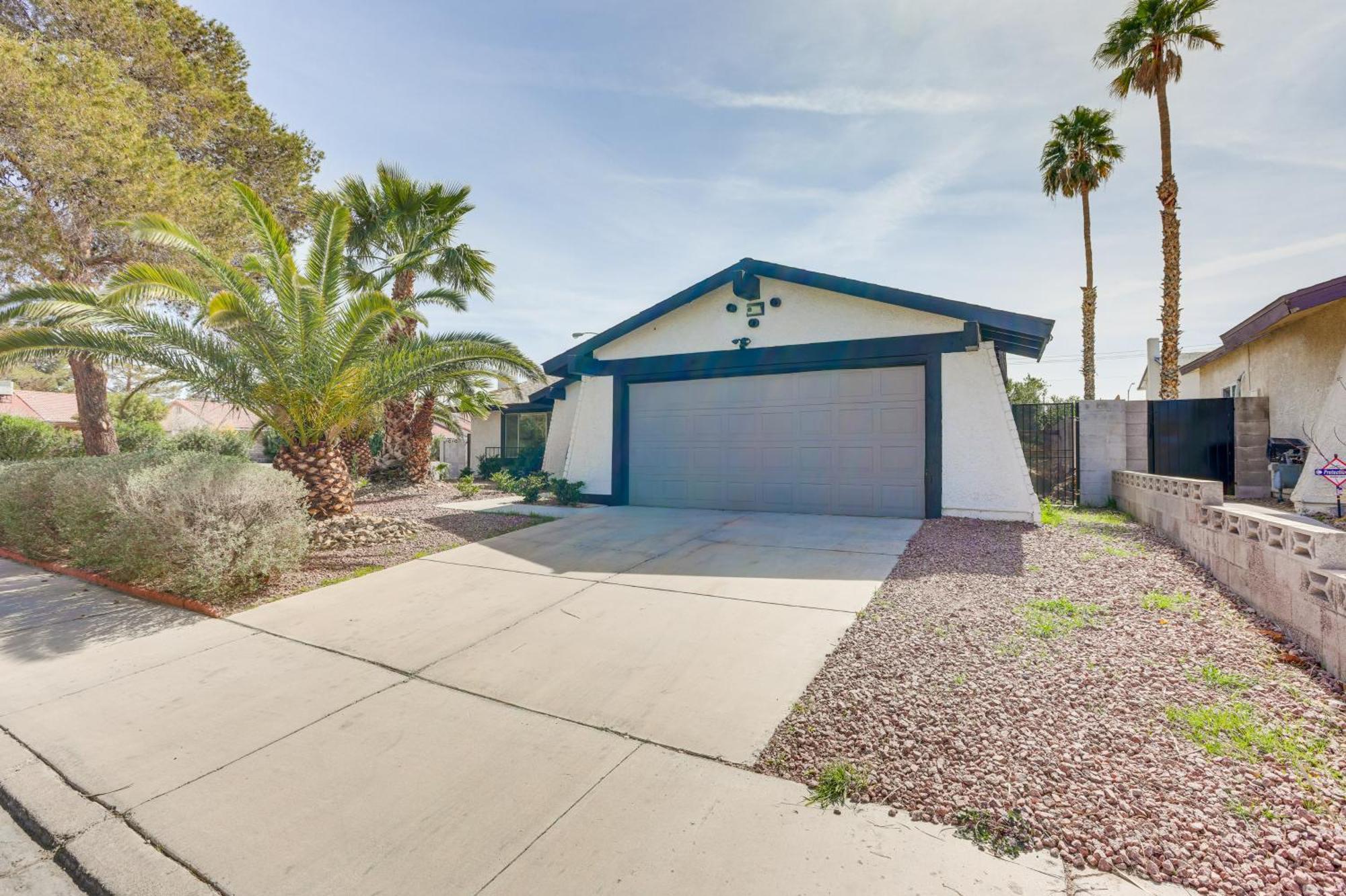 Holiday home Pet-friendly Vegas With Pool 4 Mi To Strip Las Vegas