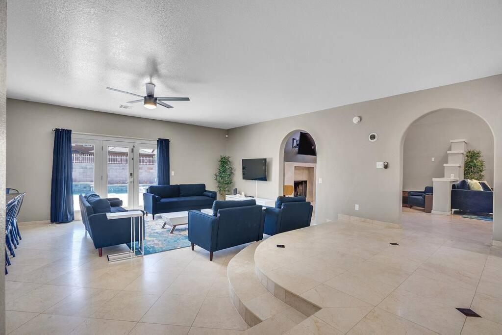 Grand Casa 7 Bdr/4 Ba 15 Beds Sleeps Up To 24 Villa *