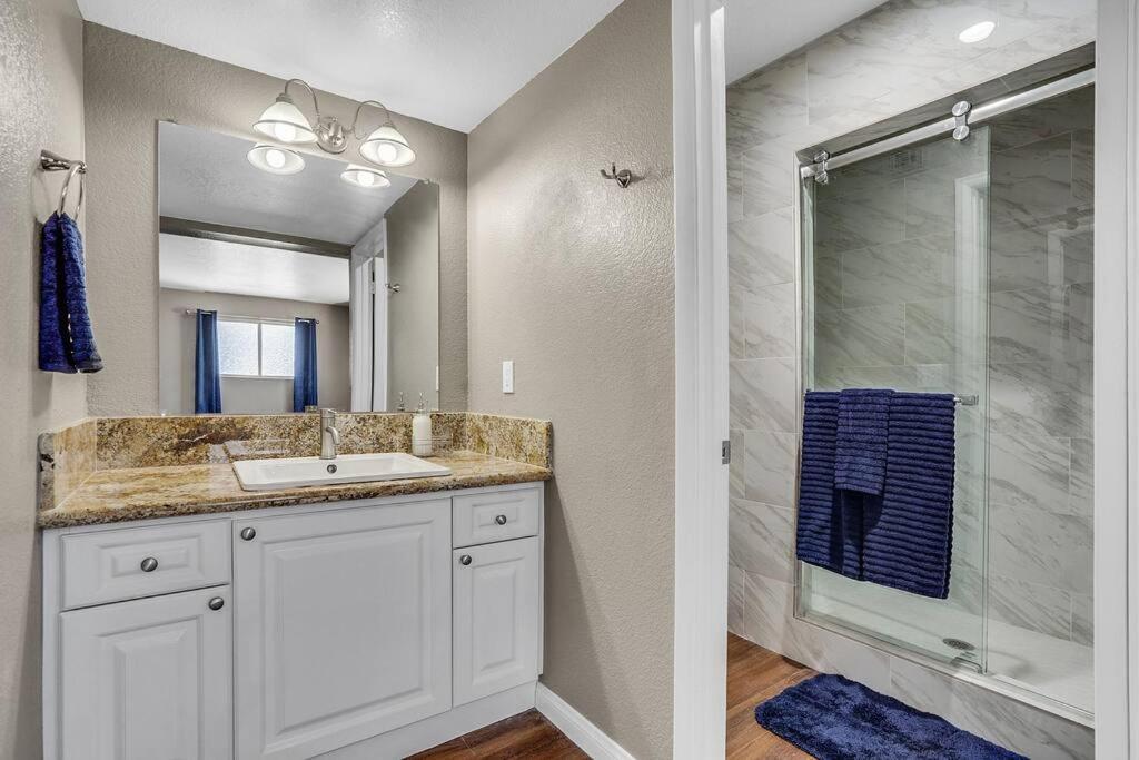 Grand Casa 7 Bdr/4 Ba 15 Beds Sleeps Up To 24