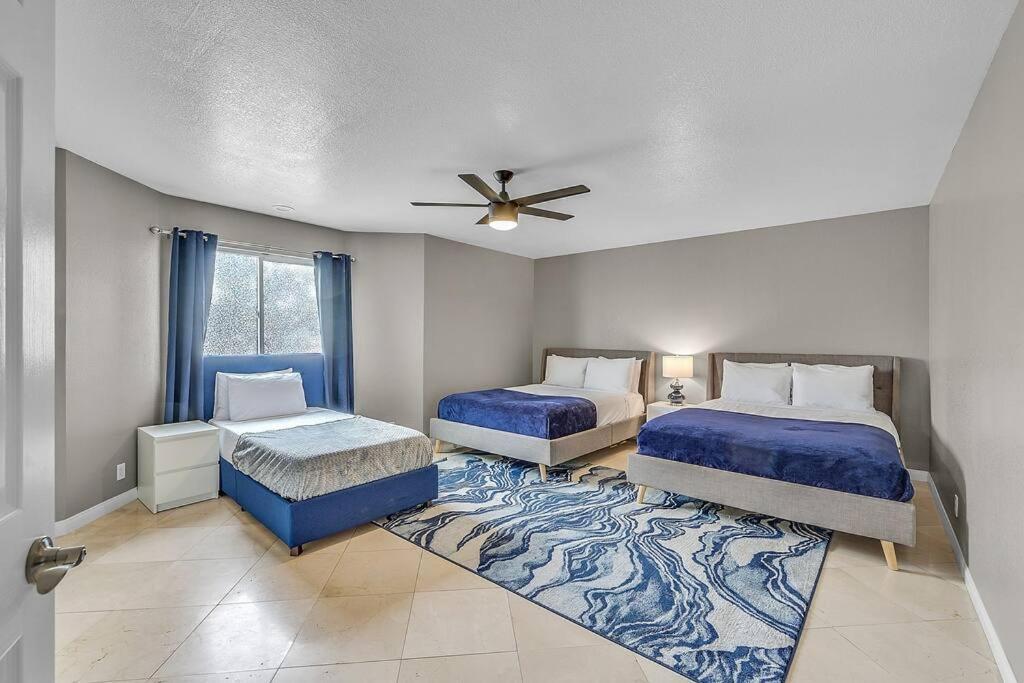Grand Casa 7 Bdr/4 Ba 15 Beds Sleeps Up To 24 Villa