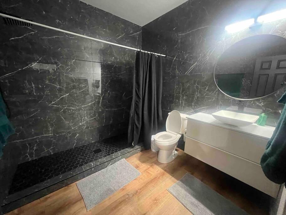 Villa The Peacock - 8 Bdr 4 Bth 14 Bds