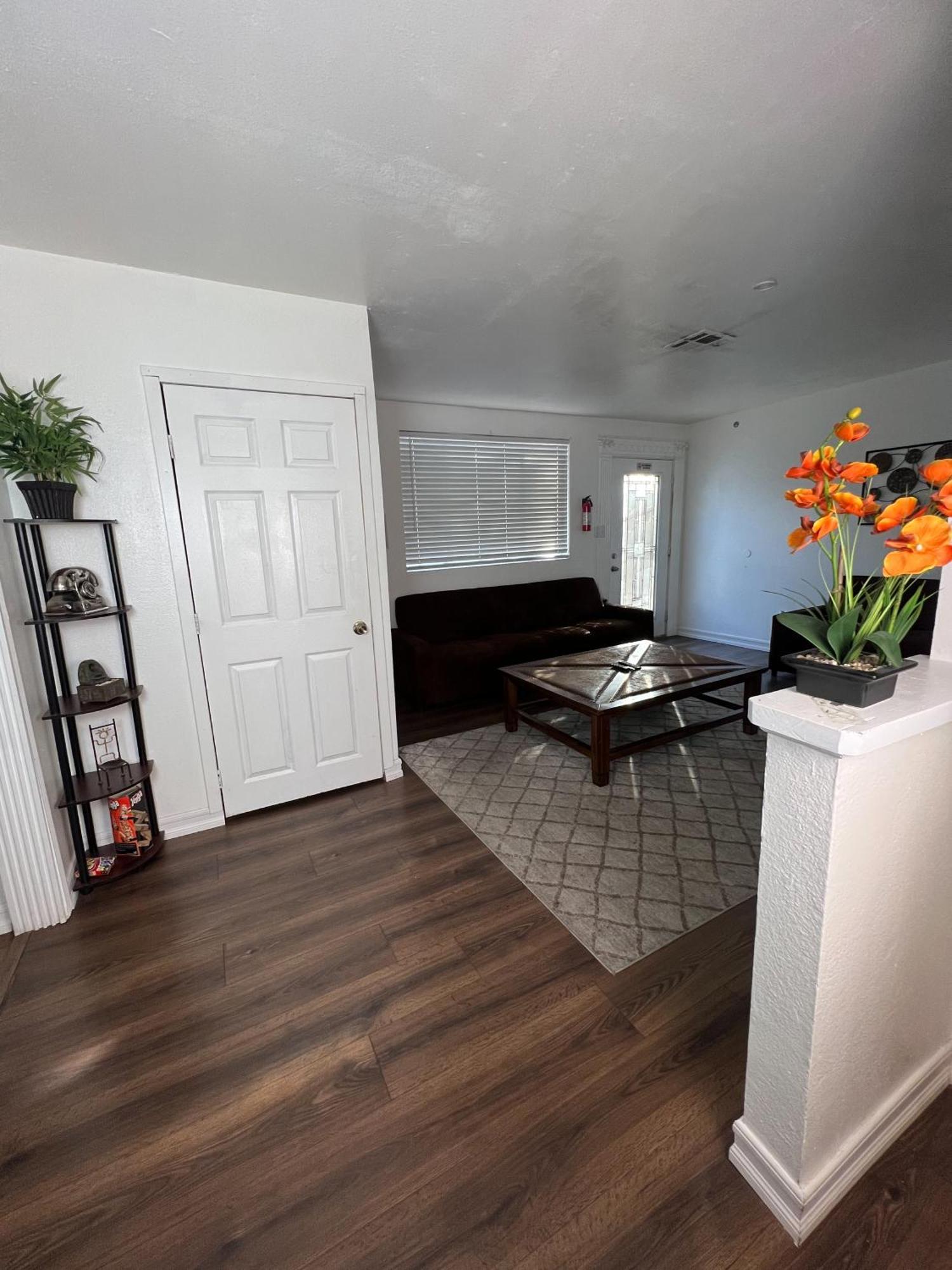 Very Cute And Comfy Apartment *