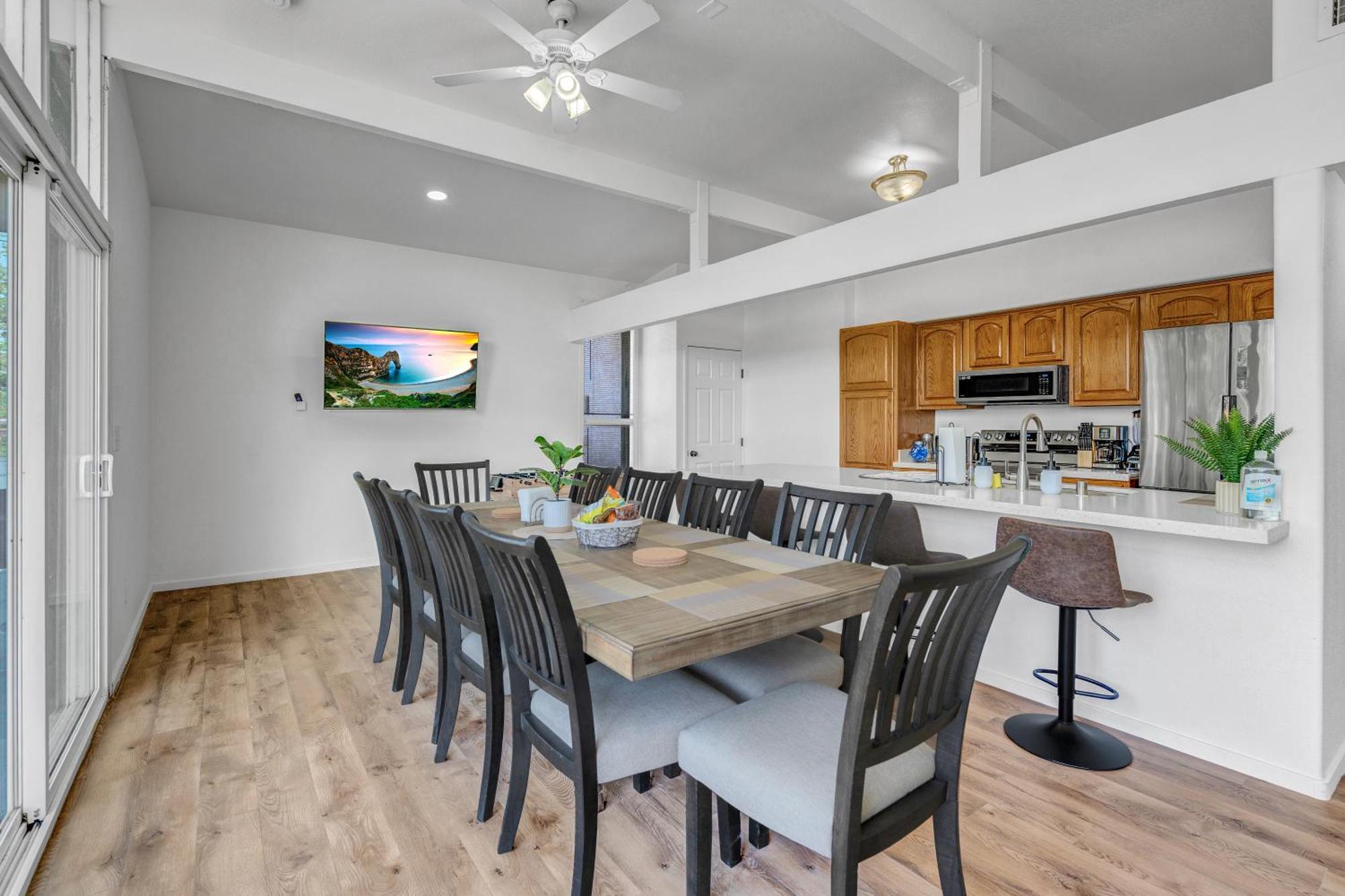 Spacious Remodeled Retreat Haven