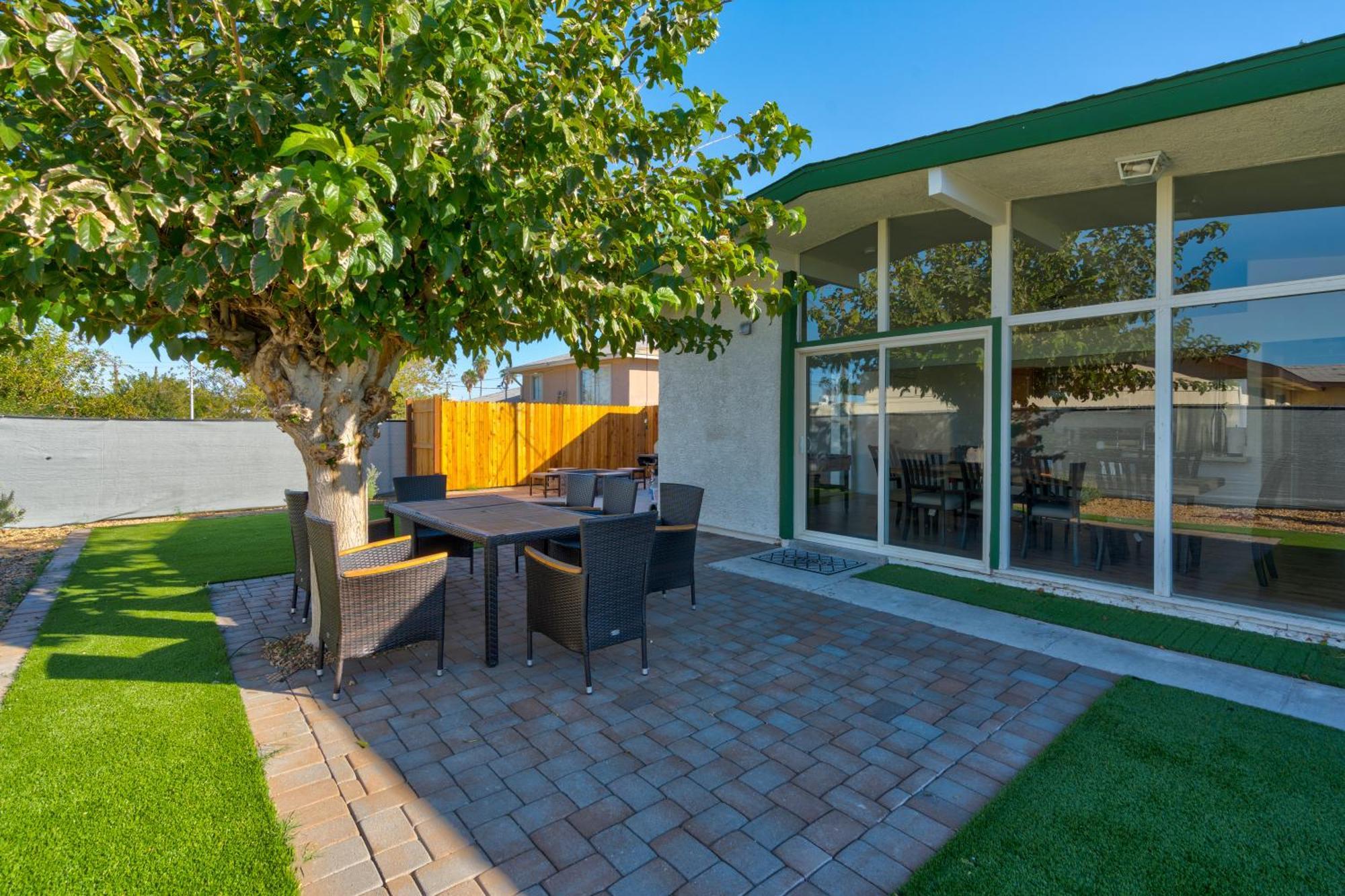 Spacious Remodeled Retreat Haven Holiday home Las Vegas