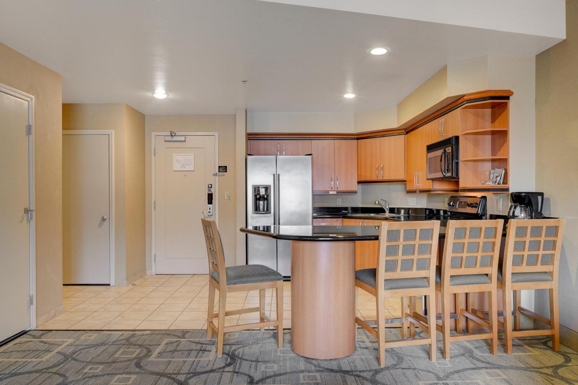 Princess Platinum Aparthotel *