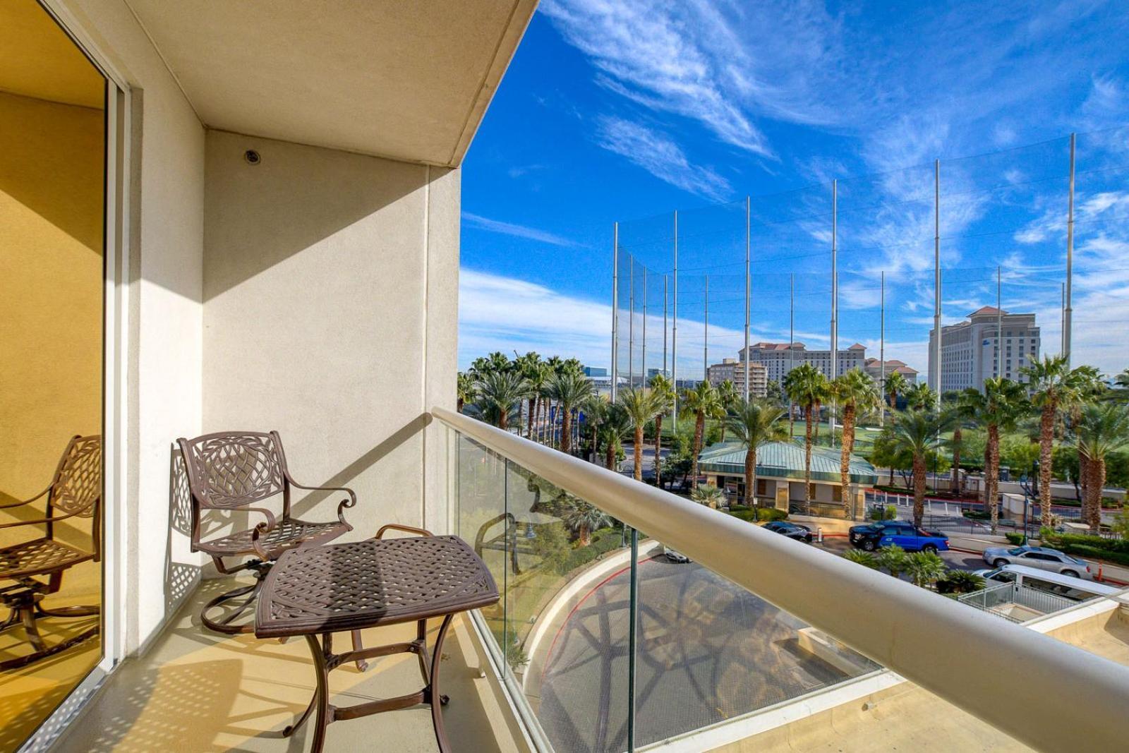 Aparthotel Serenity At Mgm Signature
