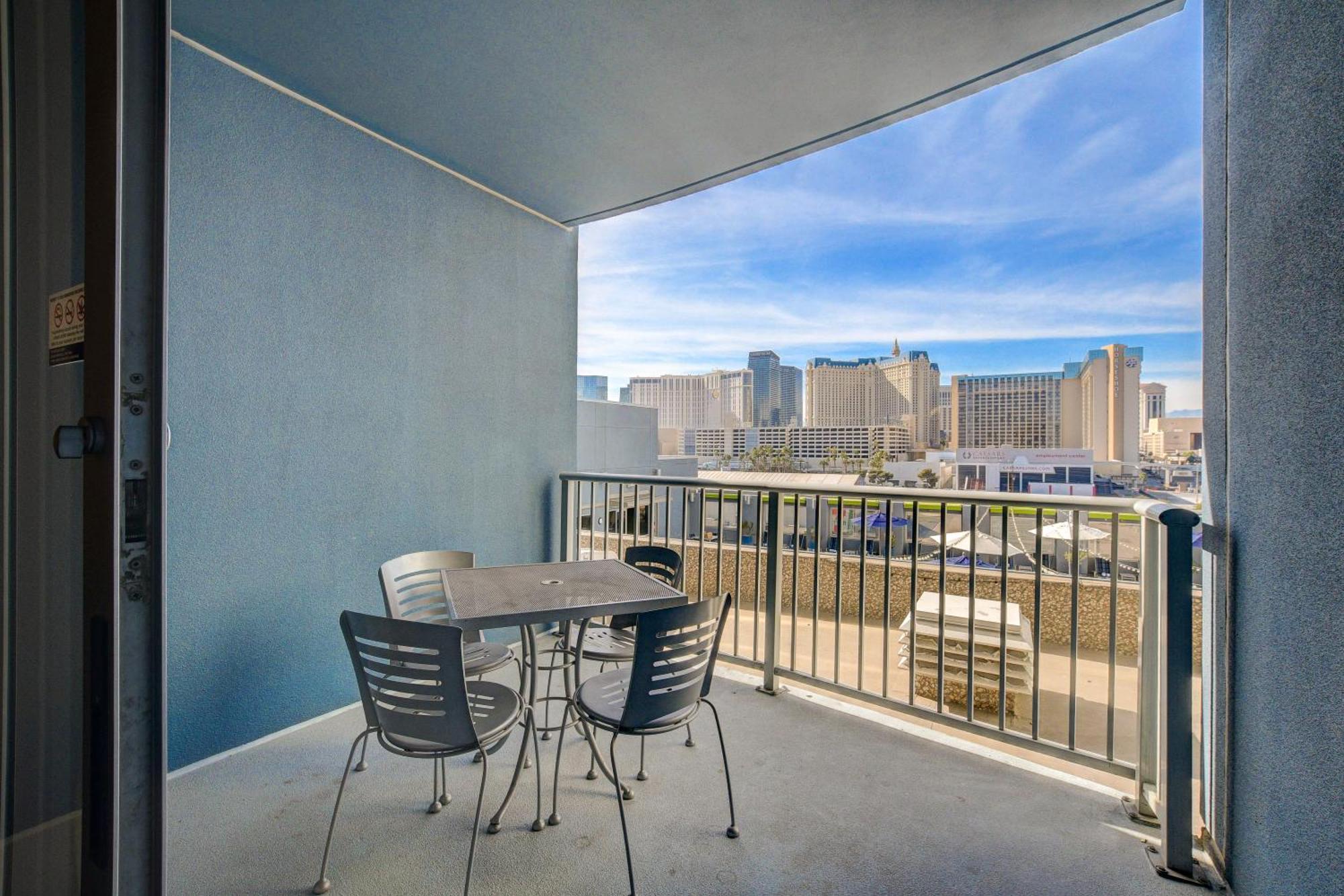 Princess * Platinum With Balcony Strip View Las Vegas