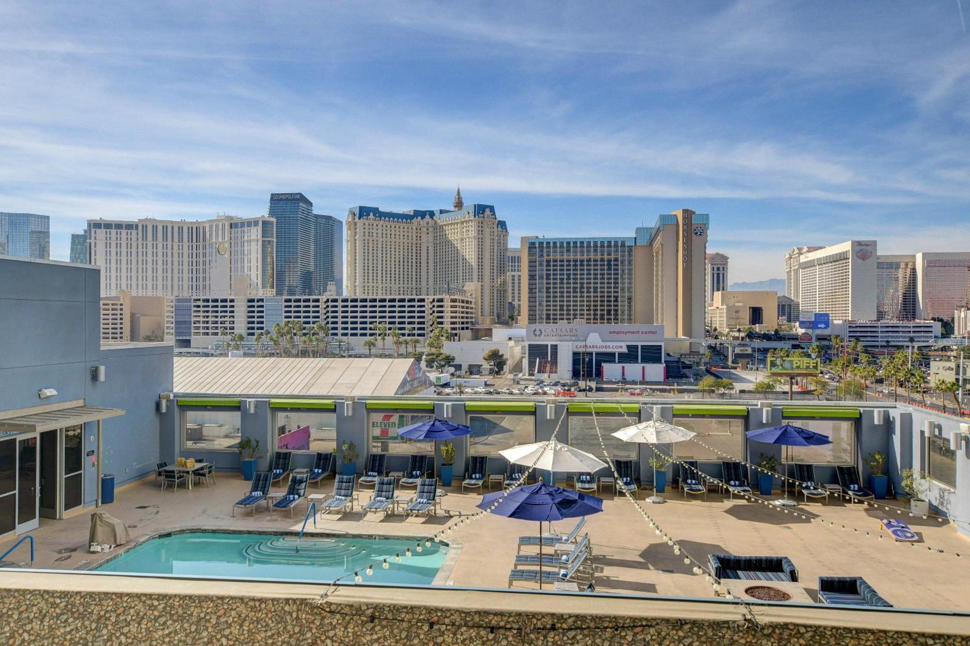 Princess * Platinum With Balcony Strip View Las Vegas