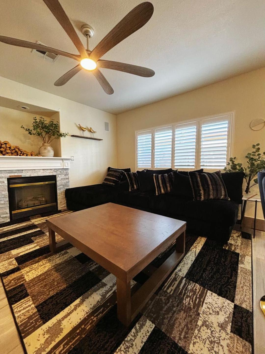 Villa Fragrant Finnish Sauna & Cozy Pool With French 3br Las Vegas