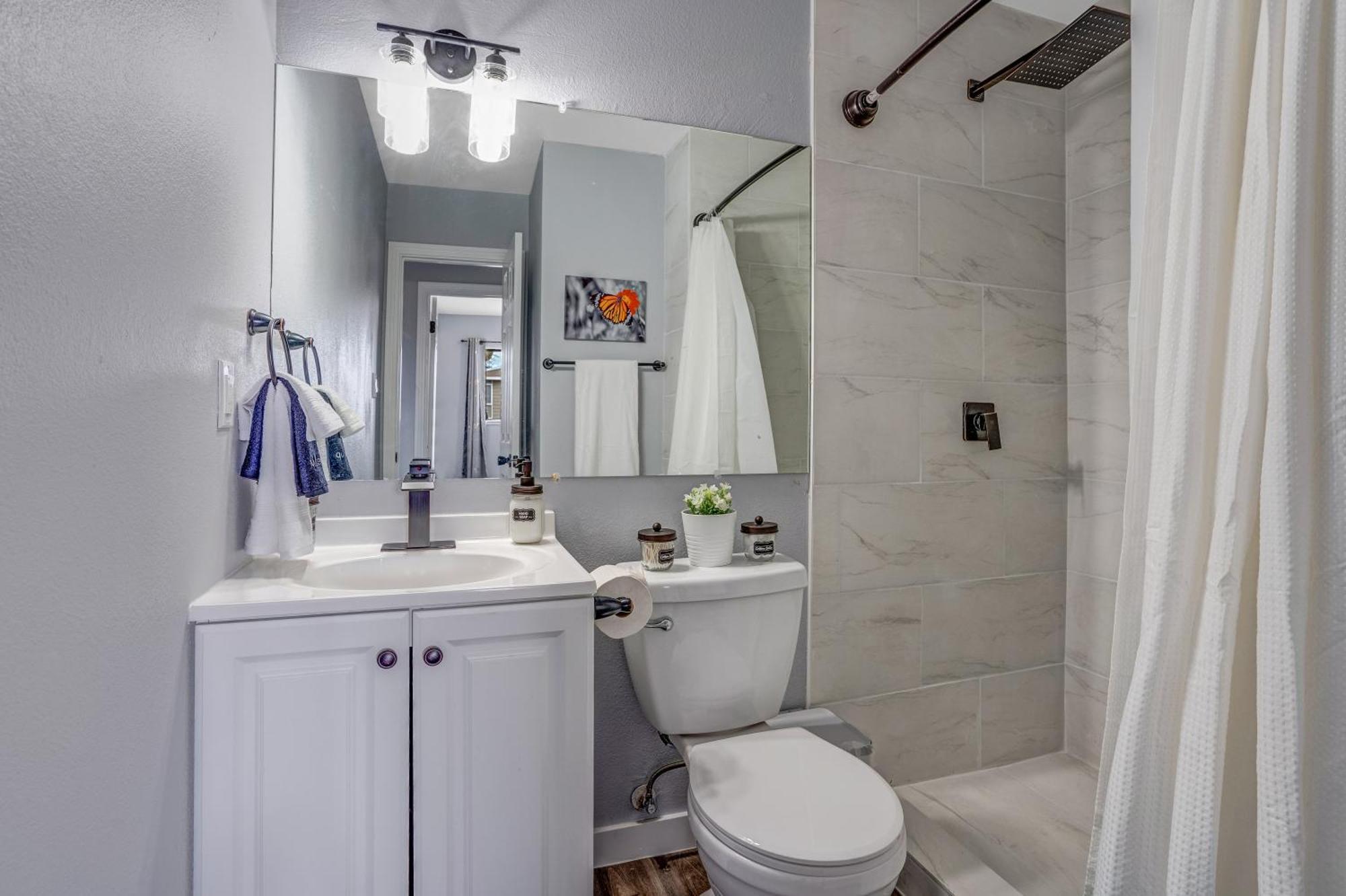 Casa vacanze Big Group, Remodeled, Landscaped, King Beds, Desks Las Vegas