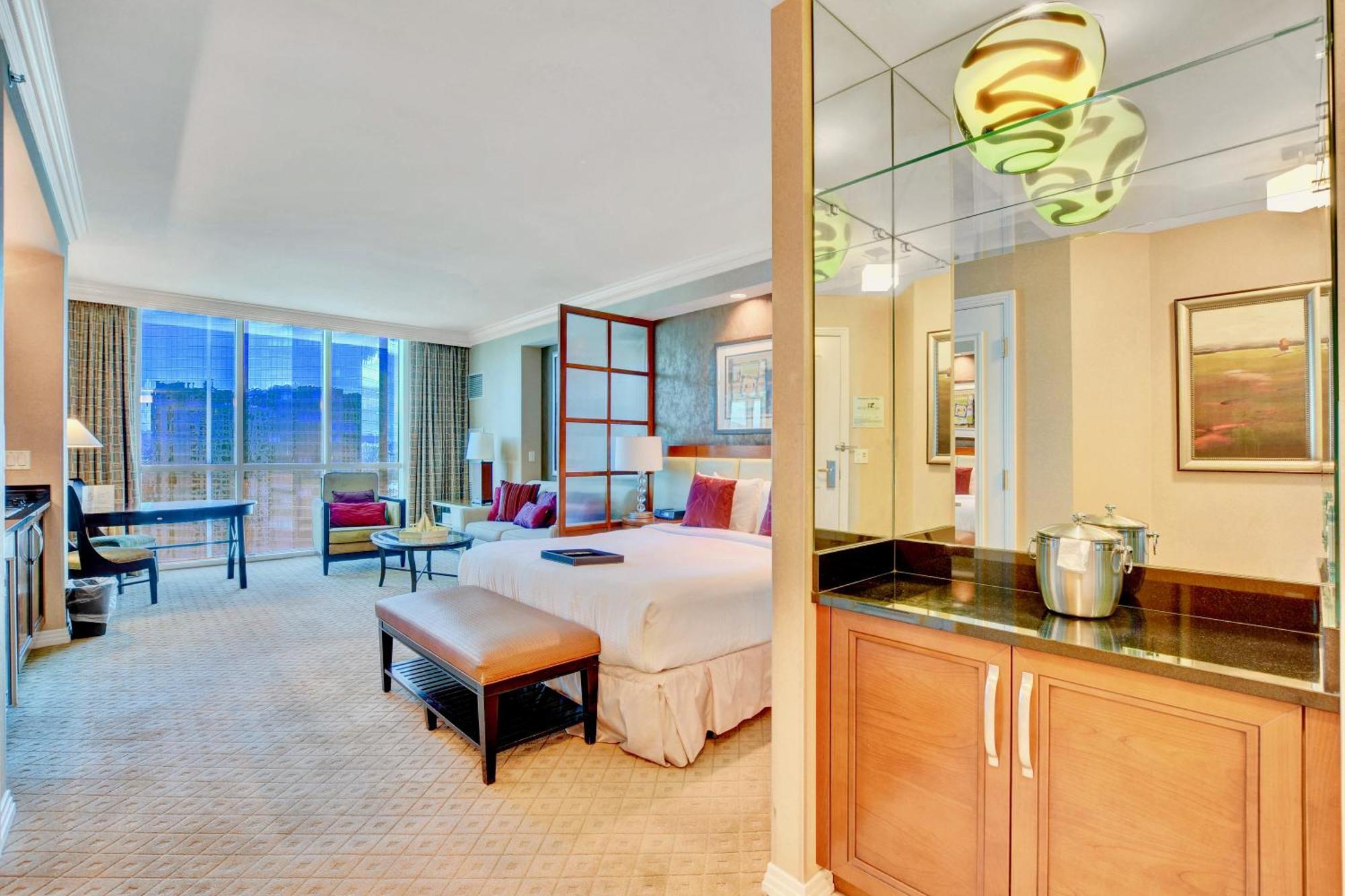 Appartement Strip View - No Fee !