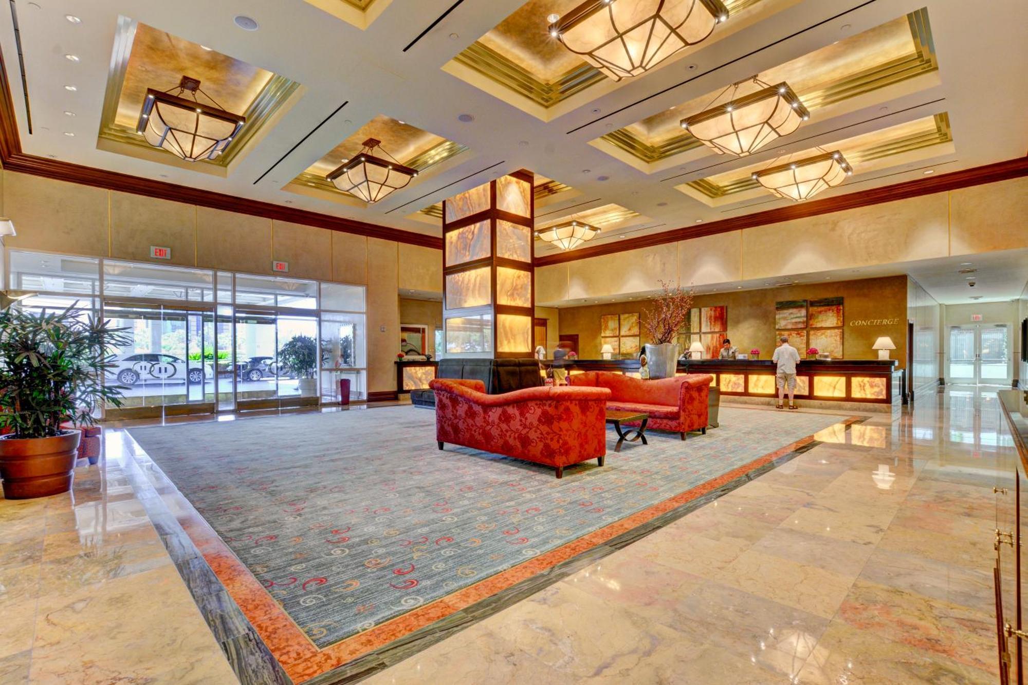 Strip View - No Fee ! Appartement