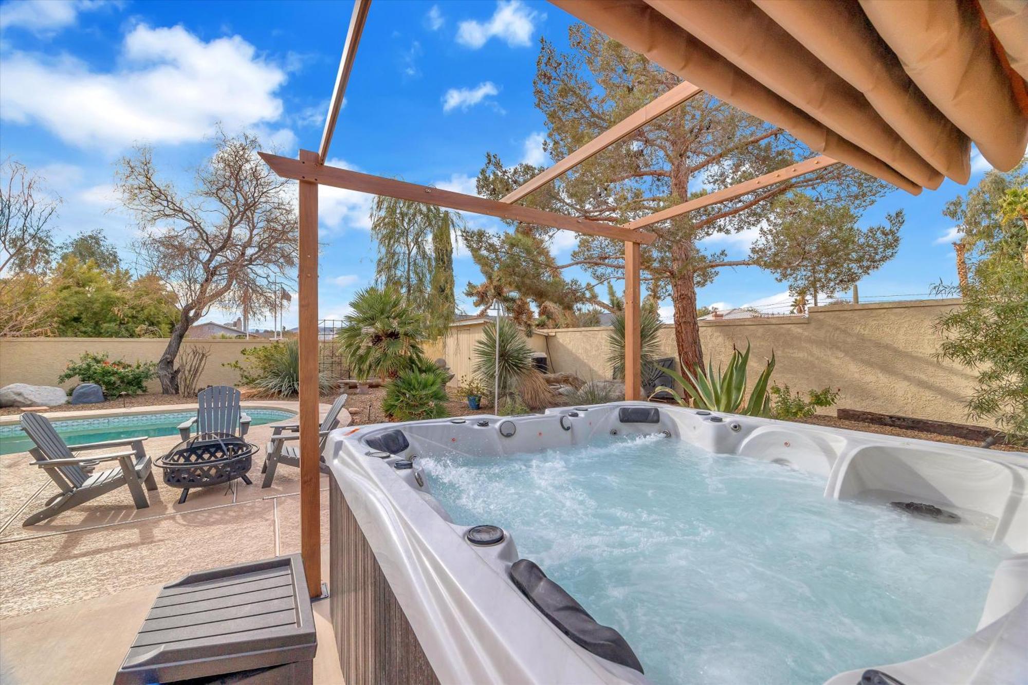 Villa Ranch Style With Pool And *
