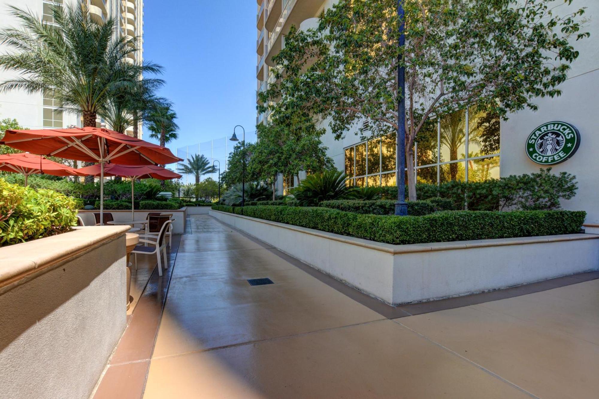 Aparthotel Elite Mgm Signature Balcony Strip View *