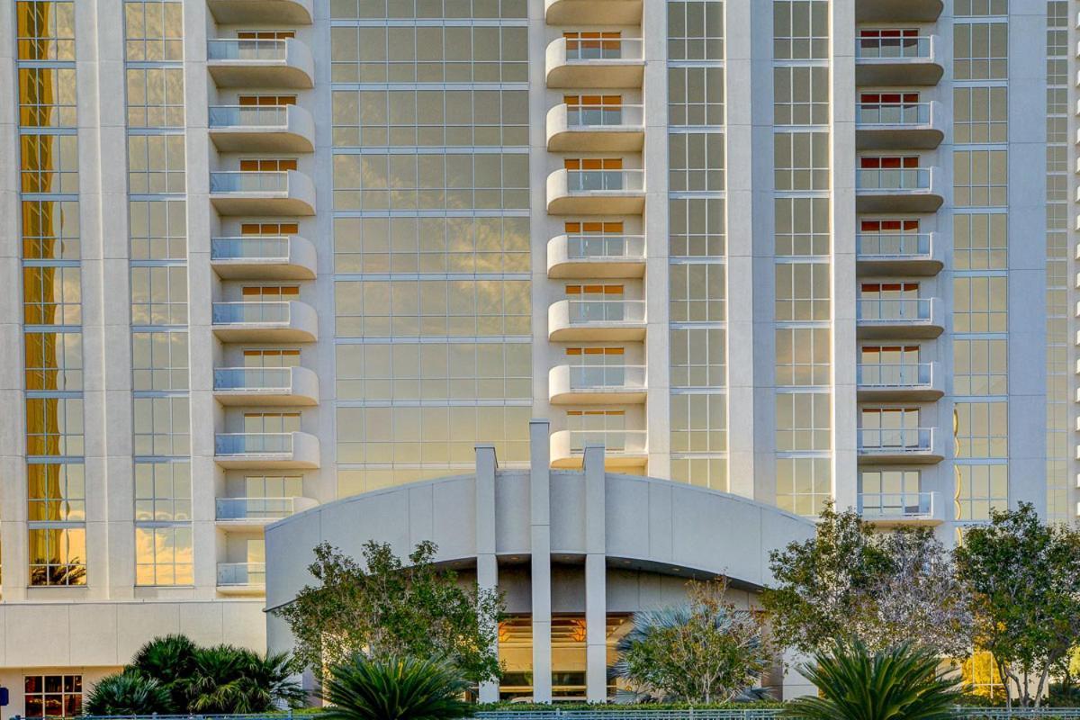 Elite Mgm Signature Balcony Strip View
