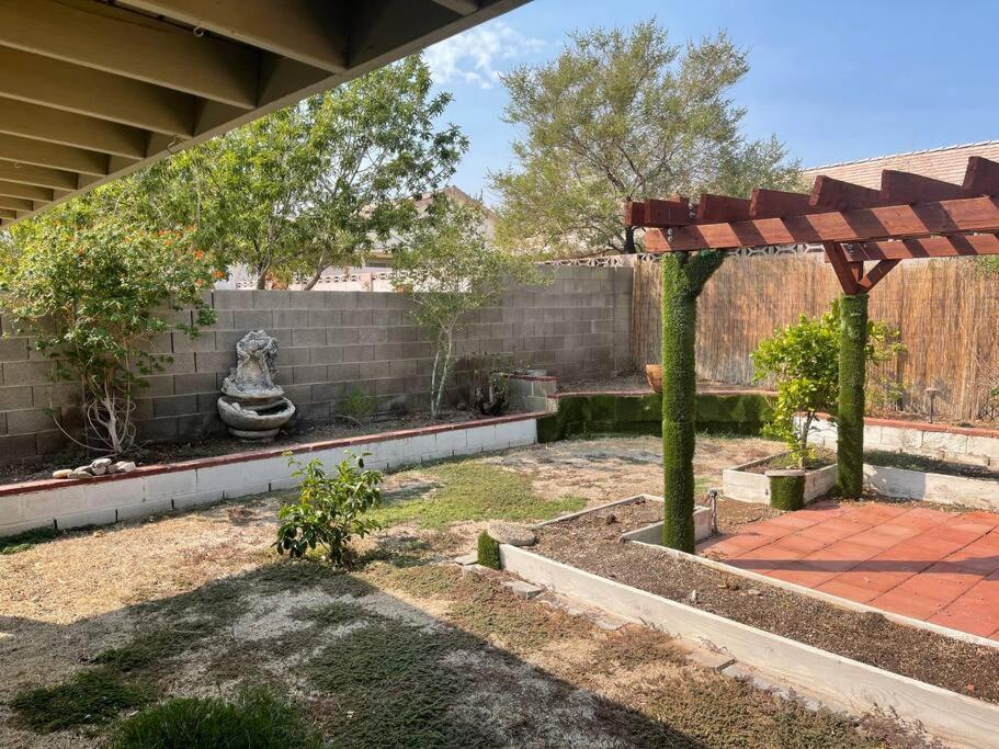 Enjoy Fruits Of Your Labours At Grape Dr- View 3d *