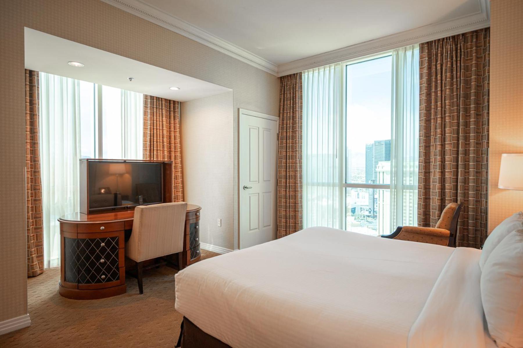 Jet Luxury Elite At The Signature 4*