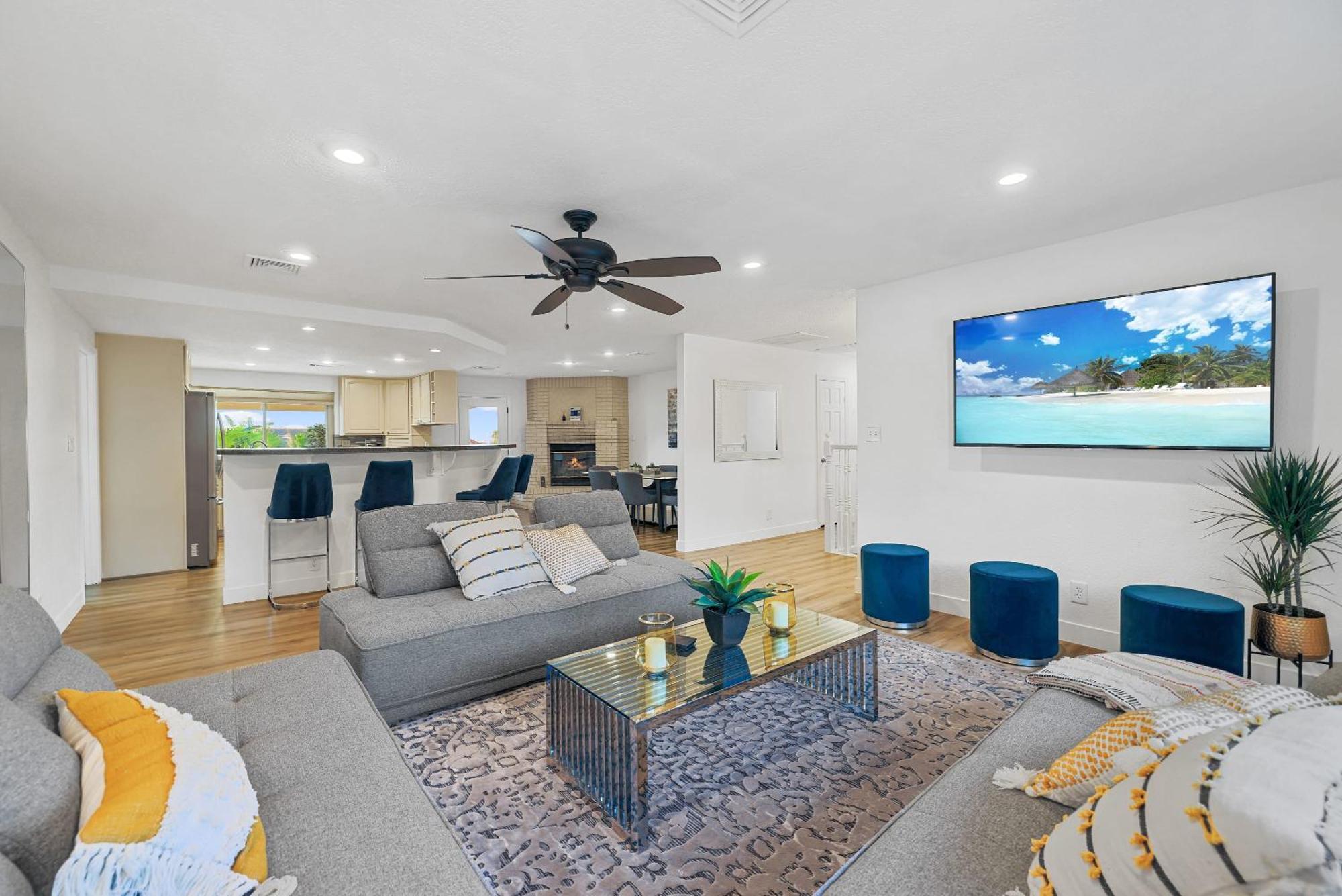 Vegas Saltwater Pool, Jacuzzi, Hammocks, Rv Parking * Las Vegas