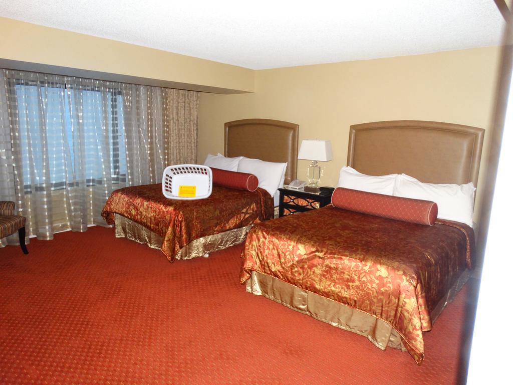 Apartahotel At Jockey Club 3*