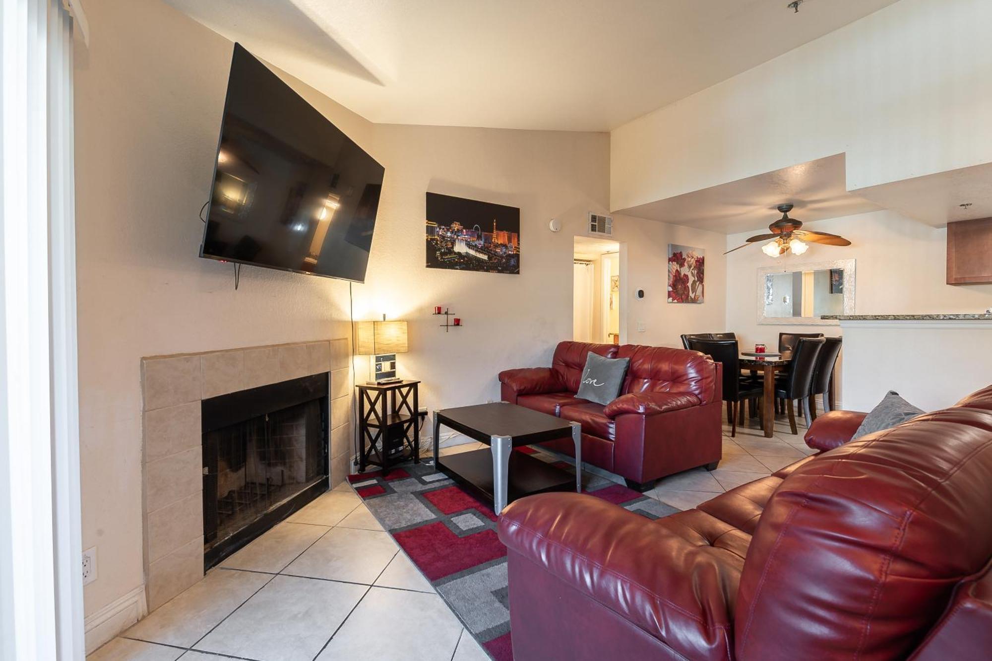 Apartment Stylish, Cozy 2br,2ba Near Rio, Vegas Luxury *
