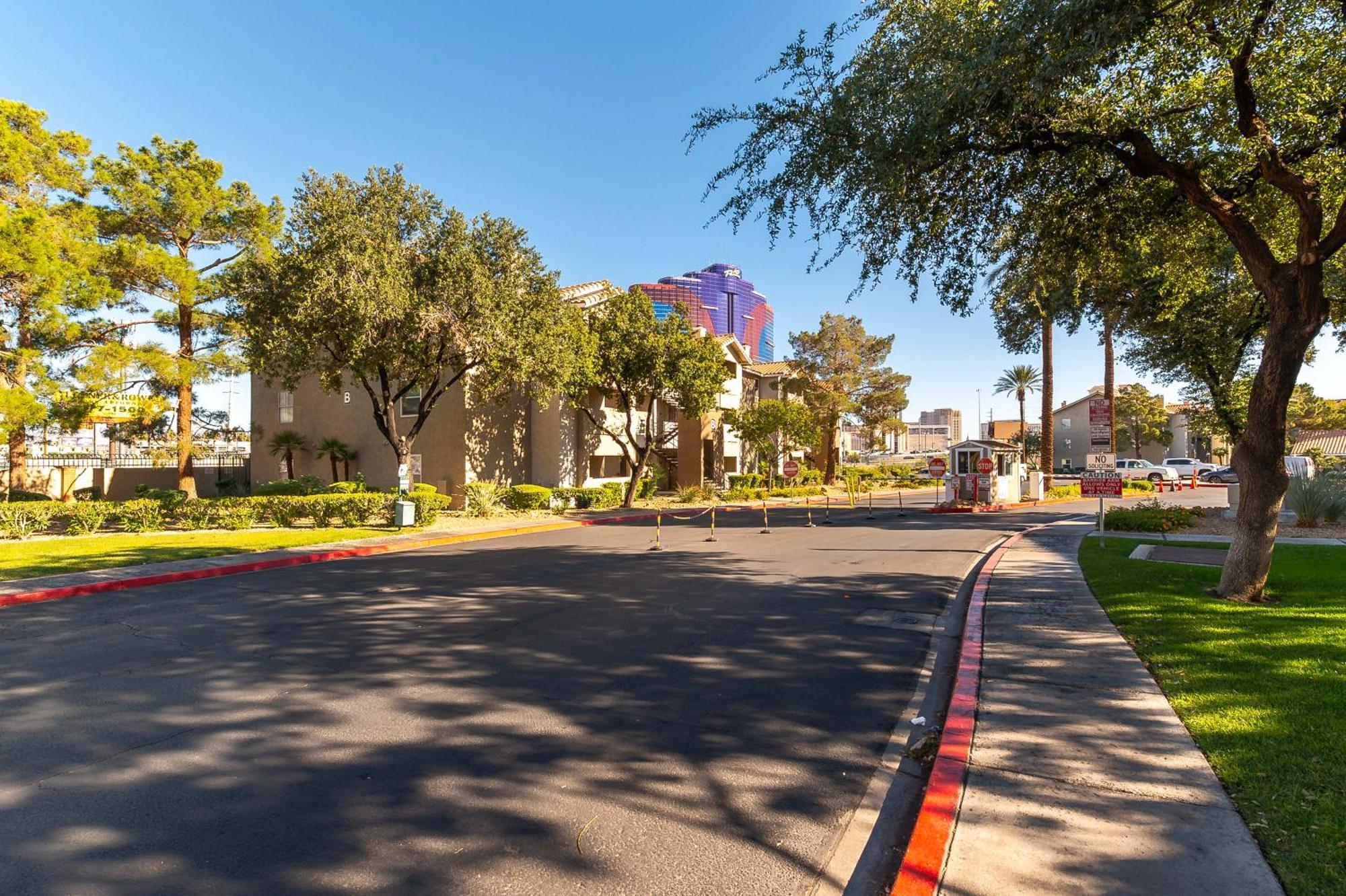 Stylish, Cozy 2br,2ba Near Rio, Vegas Luxury Apartment