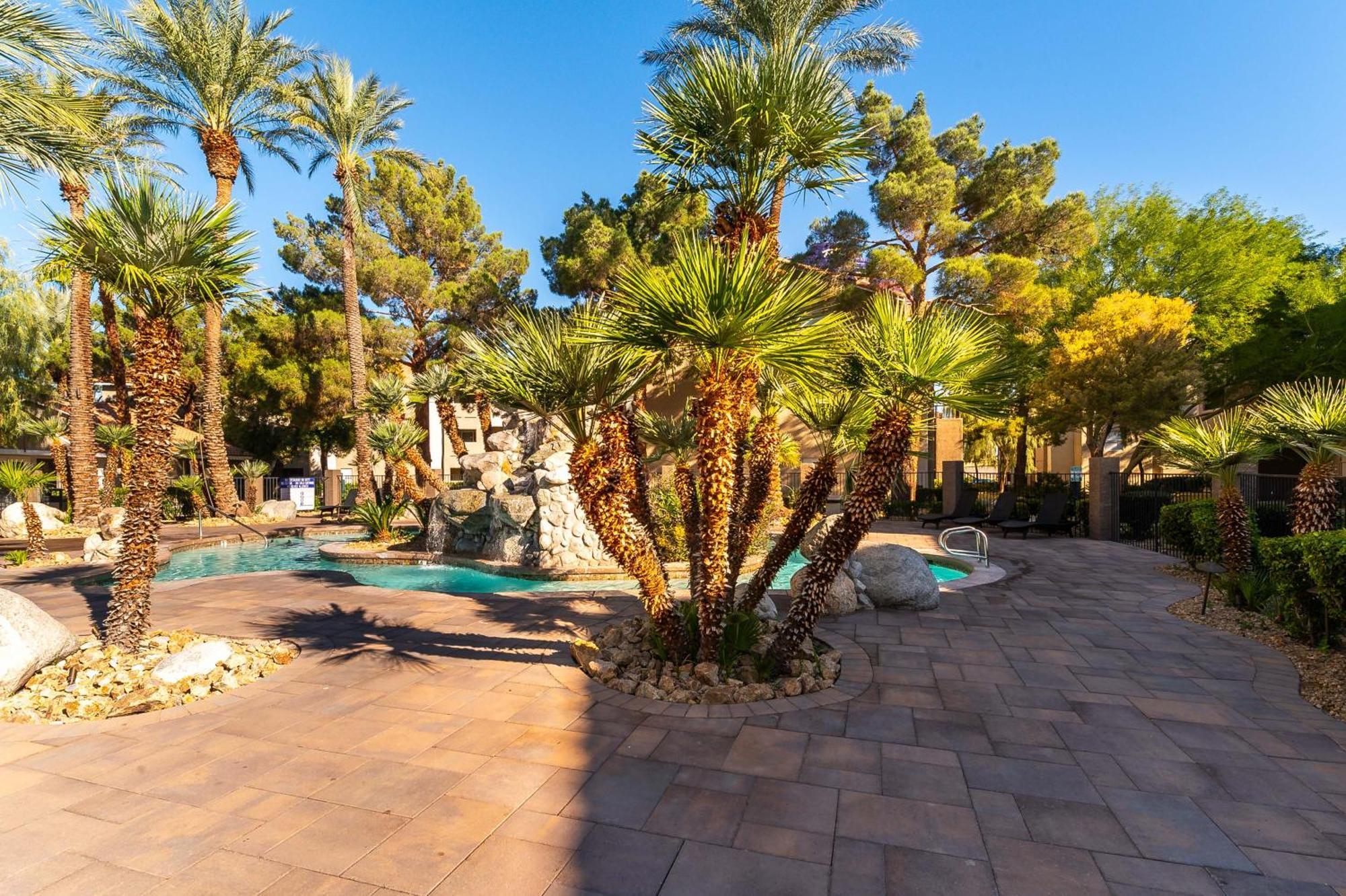 Stylish, Cozy 2br,2ba Near Rio, Vegas Luxury * Las Vegas
