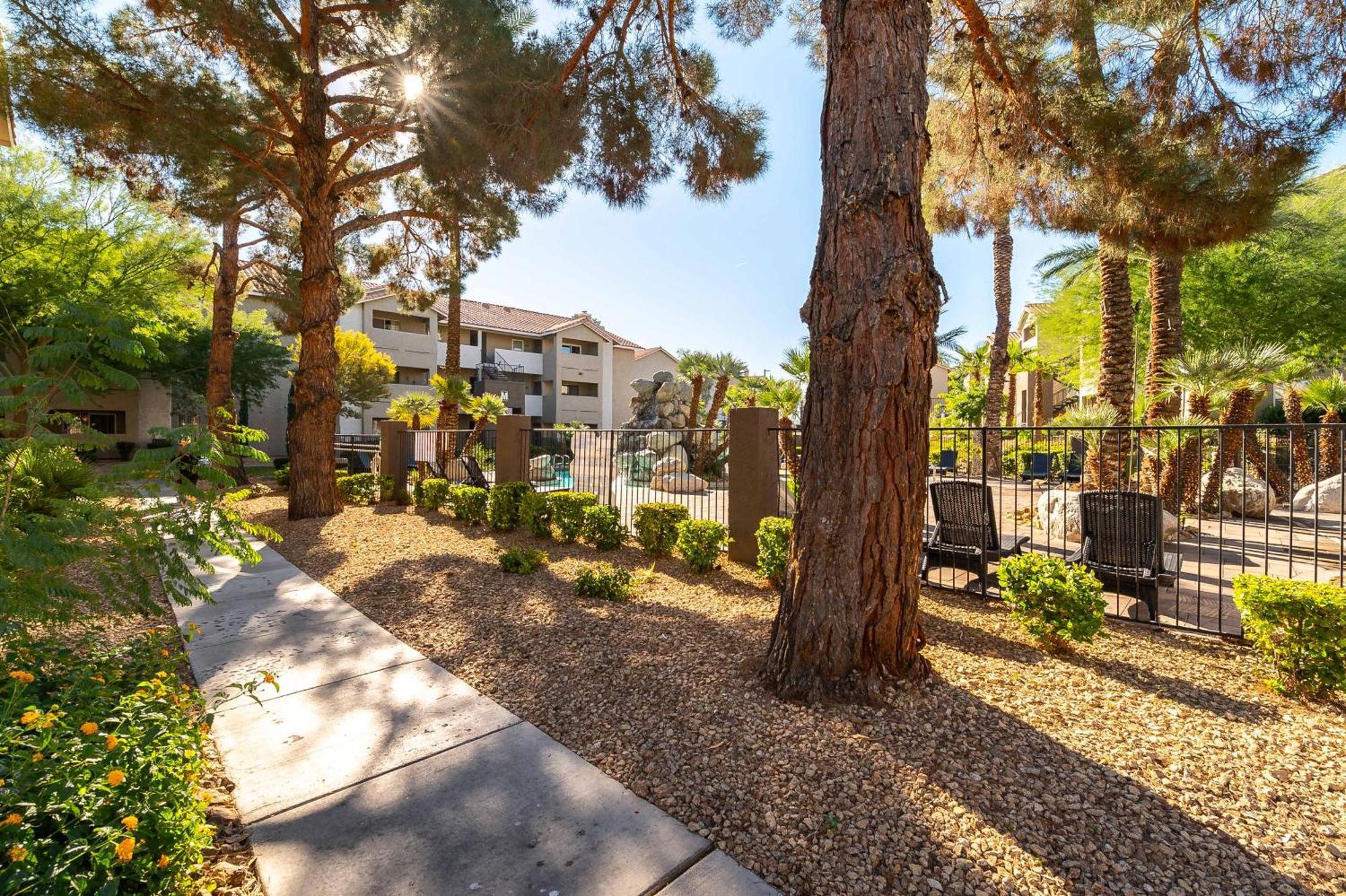 Stylish, Cozy 2br,2ba Near Rio, Vegas Luxury Apartment Las Vegas