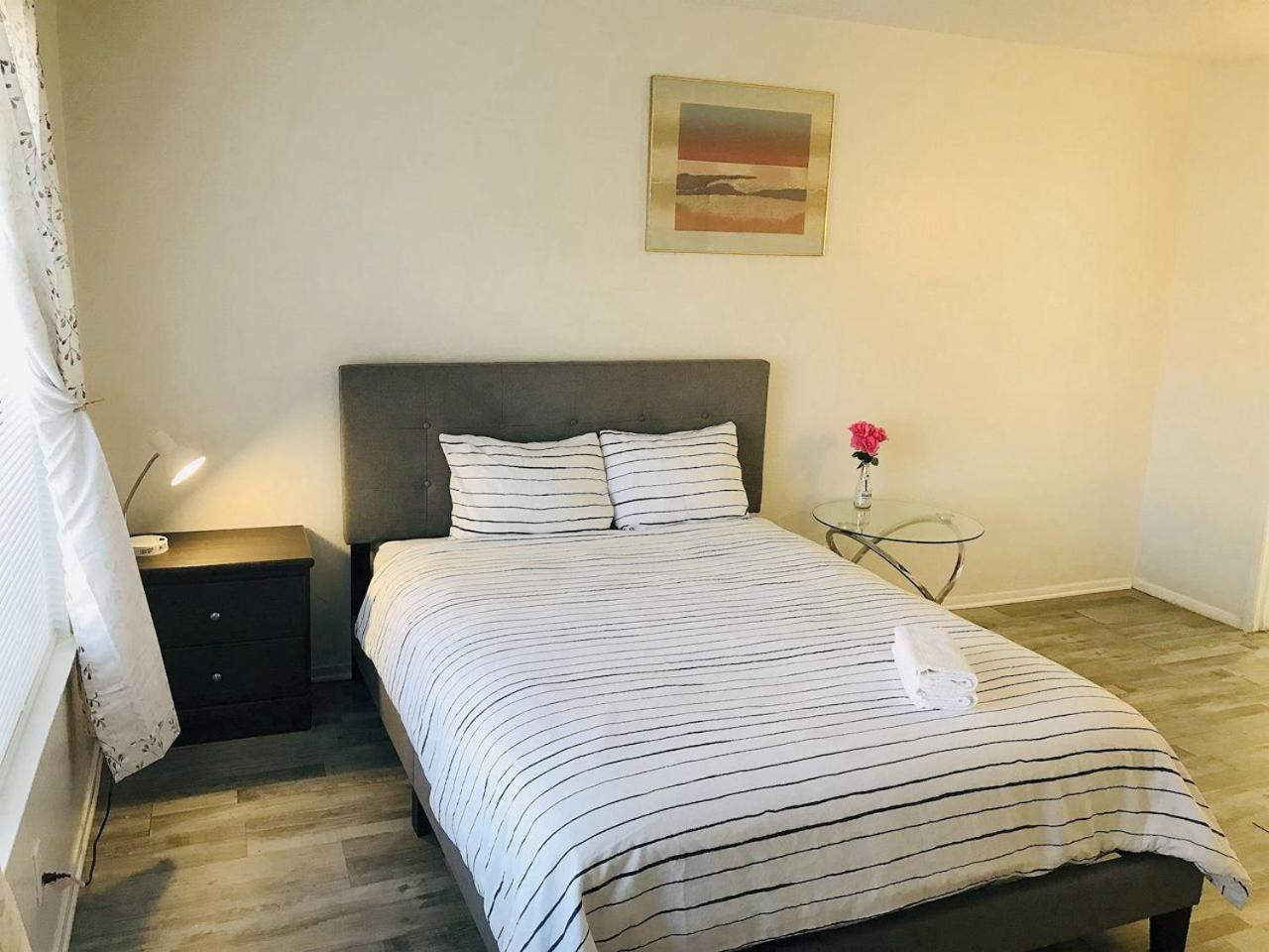 Super Comfortable And Beautiful 3 Bedrooms, 2 Baths House Renting Holiday home *