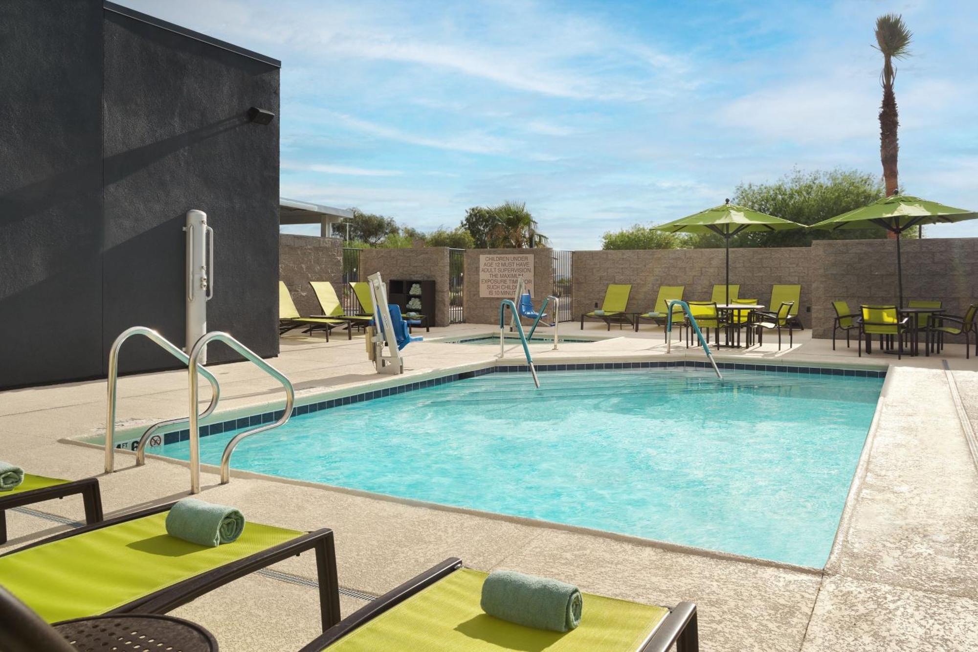 Springhill By Marriott Vegas Airport *