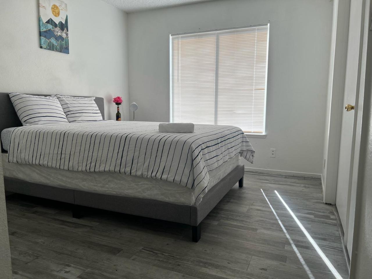 Holiday home Super Comfortable And Beautiful 3 Bedrooms, 2 Baths House Renting