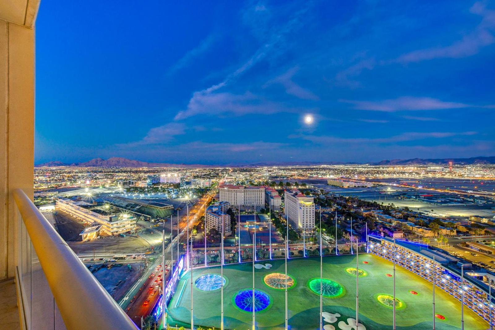 Luxurious 1 Bd/2bth Premium Mgm Signature W/balcony Aparthotel *