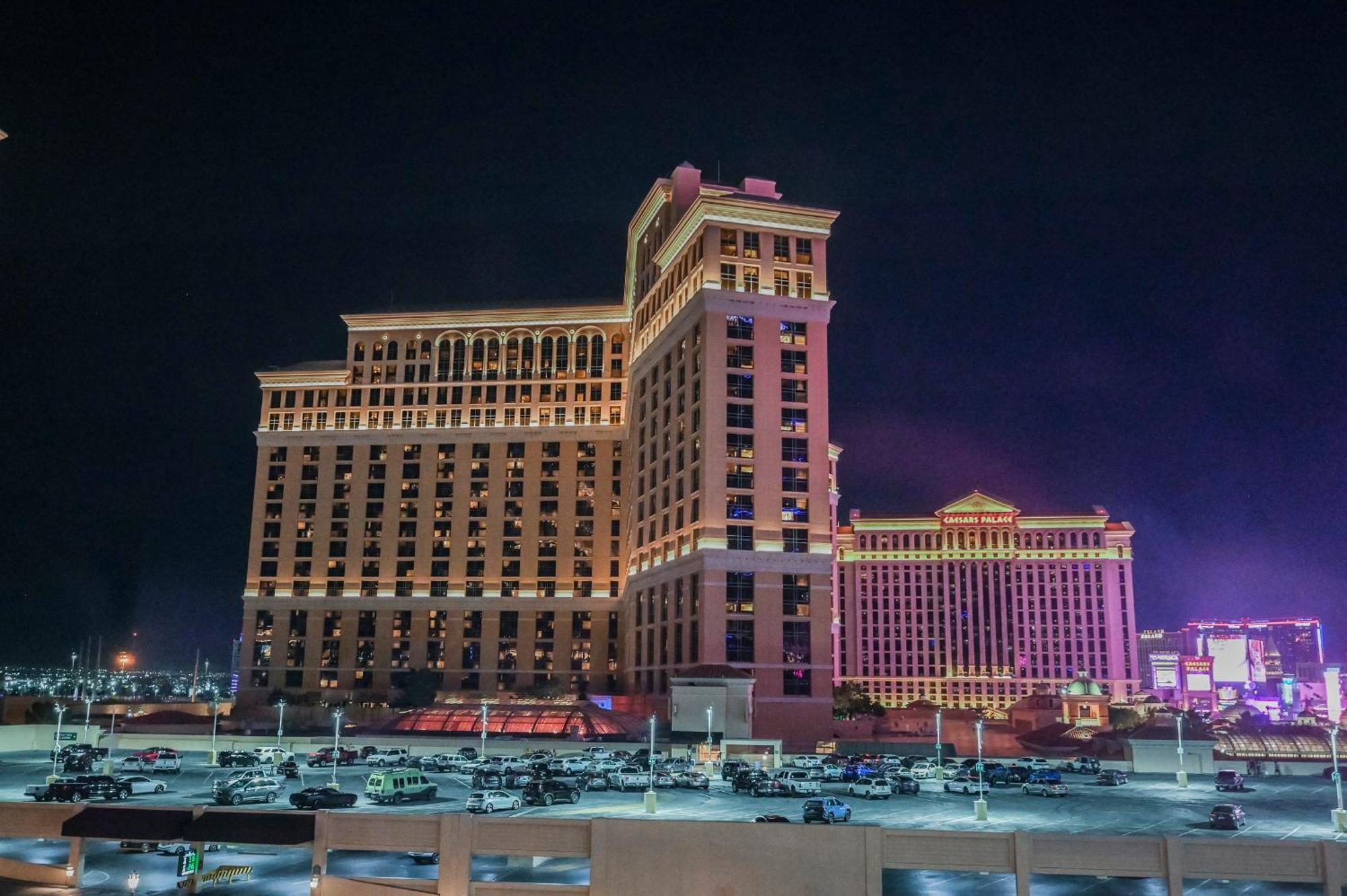 Apartahotel Stripviewsuites At Jockey Club Las Vegas
