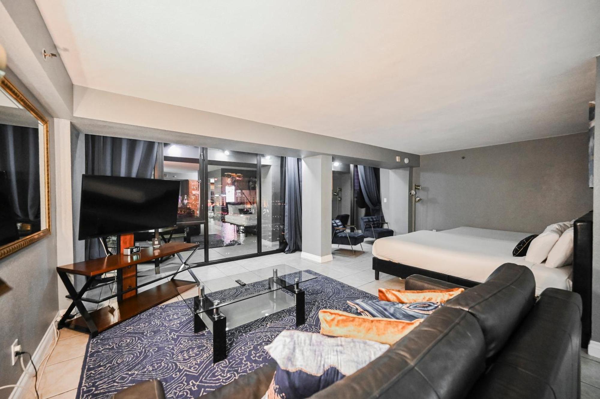 Stripviewsuites At Jockey Club Apartahotel Las Vegas