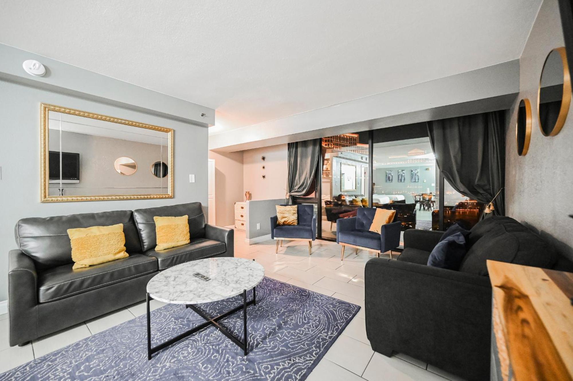 Stripviewsuites At Jockey Club Apartahotel Las Vegas