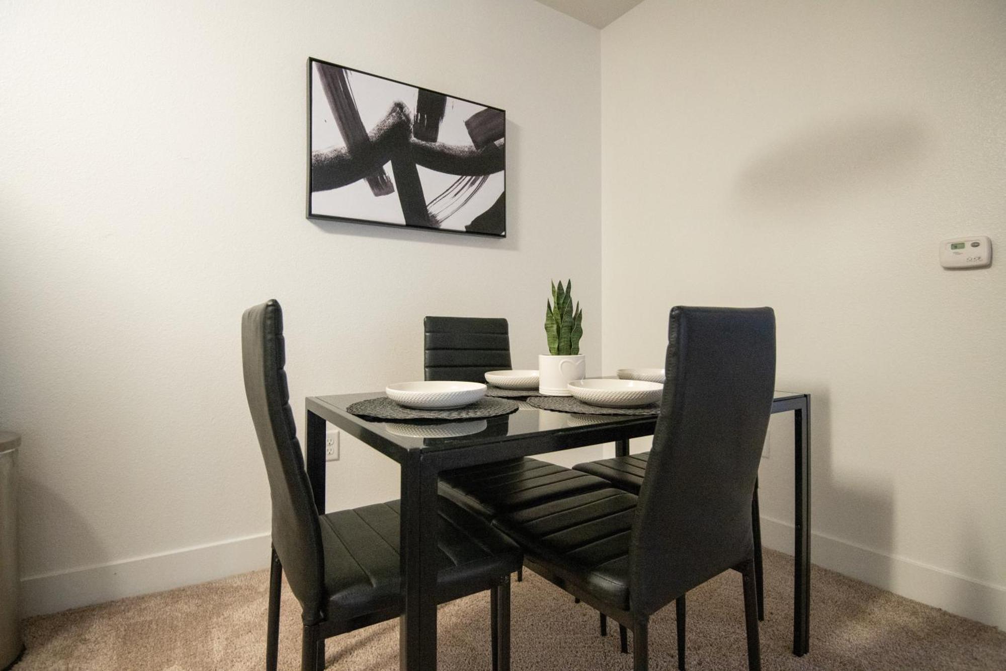 Apartment Luxury 2br/w King *