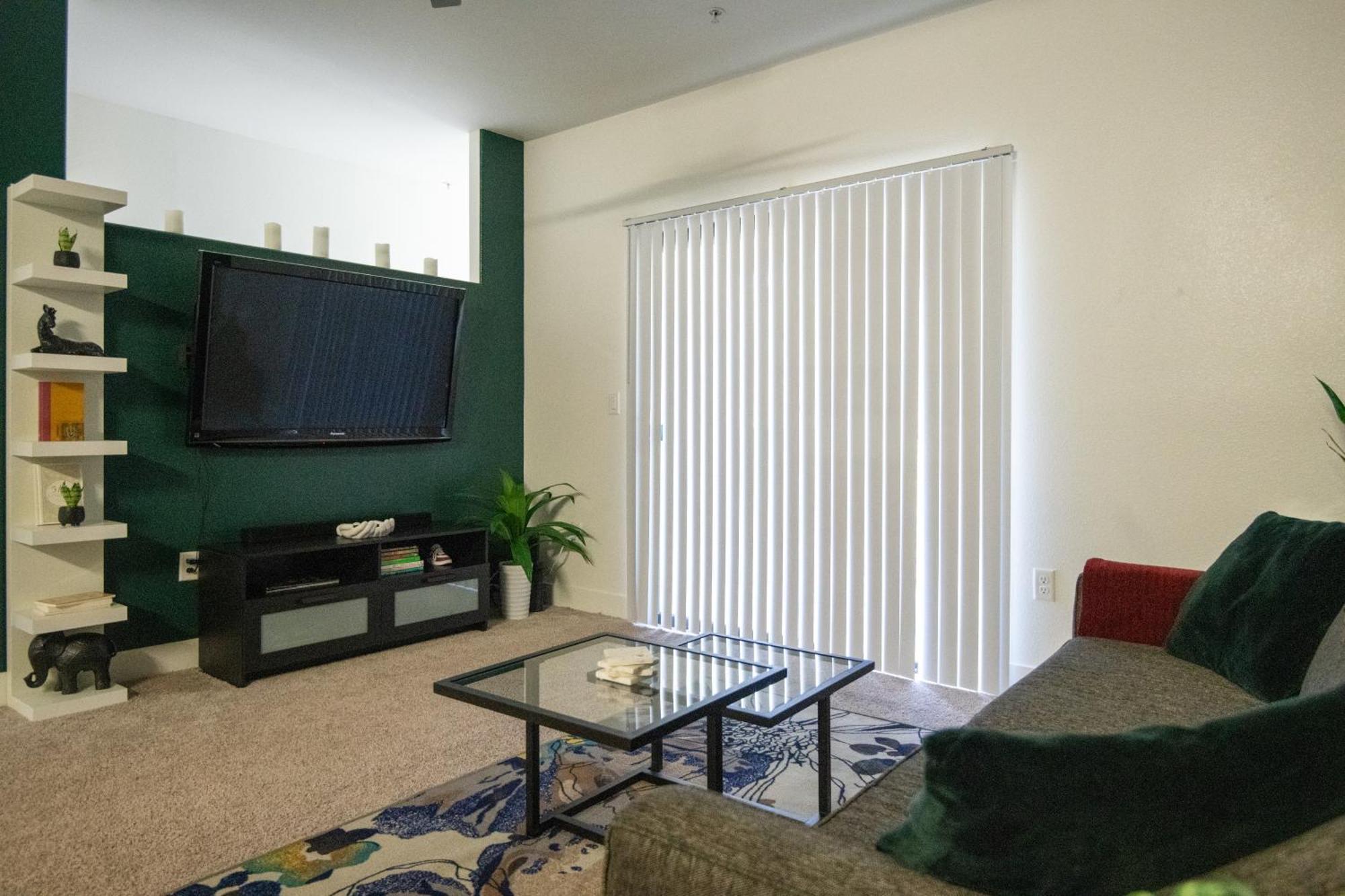 Luxury 2br/w King Las Vegas
