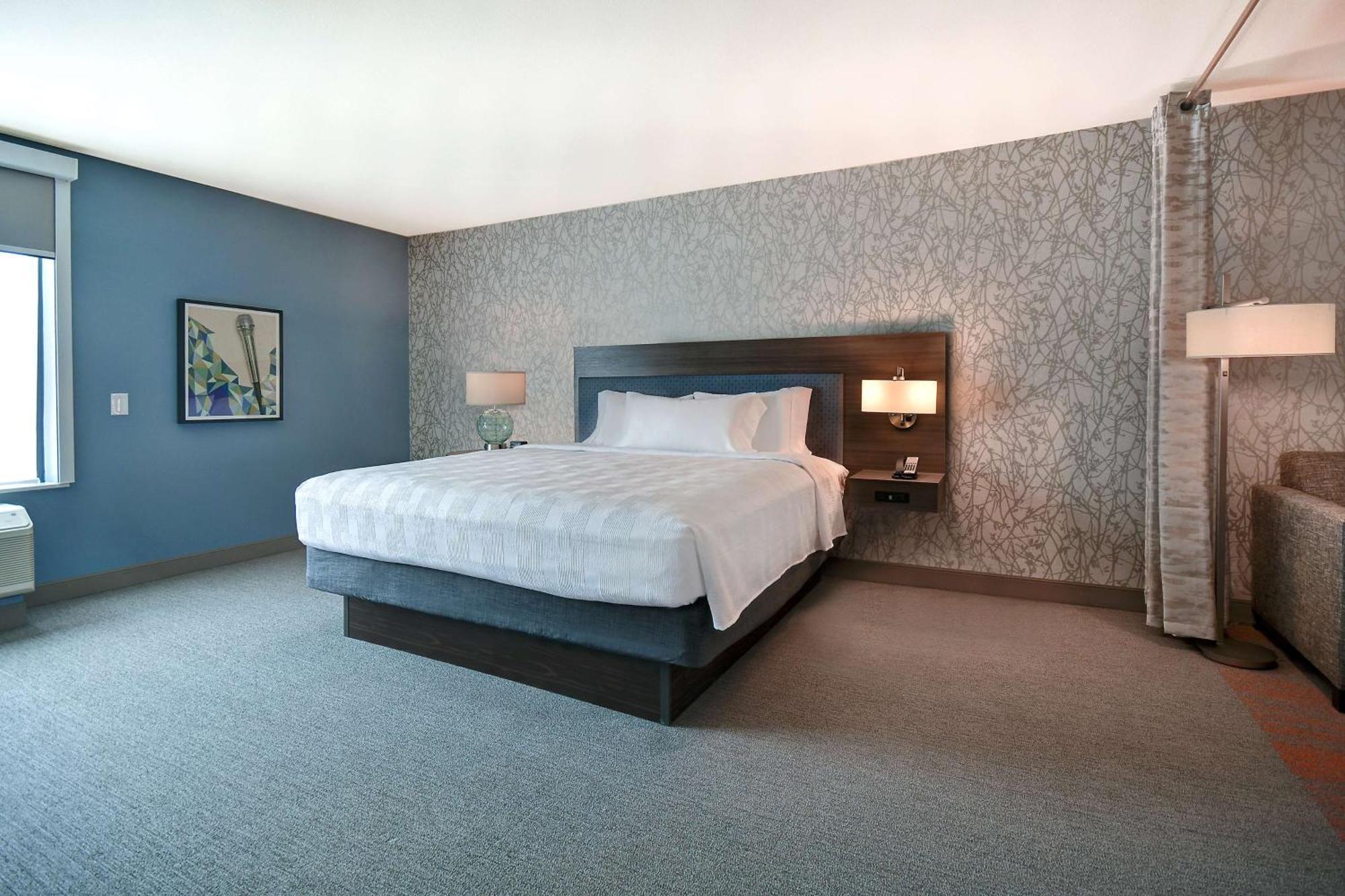 Home2 By Hilton Vegas Convention Center - No Fee Hotel