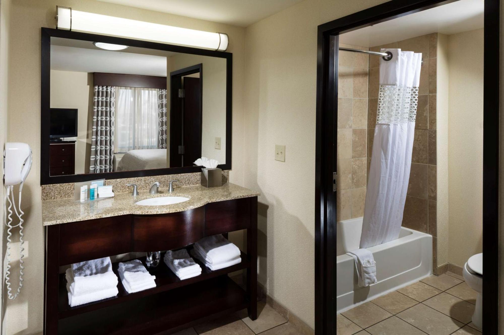 Hampton & South 3* Las Vegas
