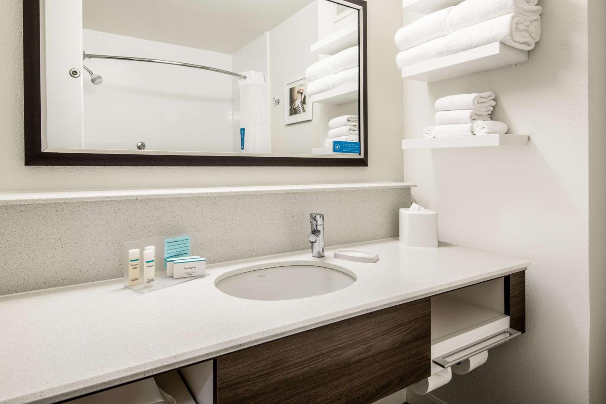 Hampton & Las Vegas-henderson Hotel 3*