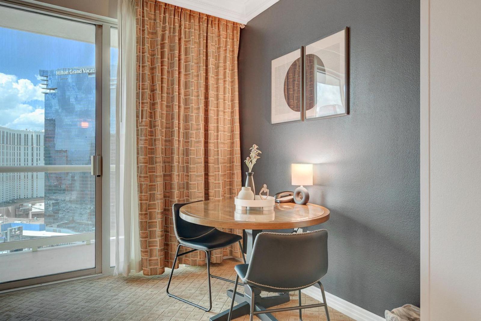 Premium Mgm Signature High Flr Balcony Strip View Aparthotel Las Vegas
