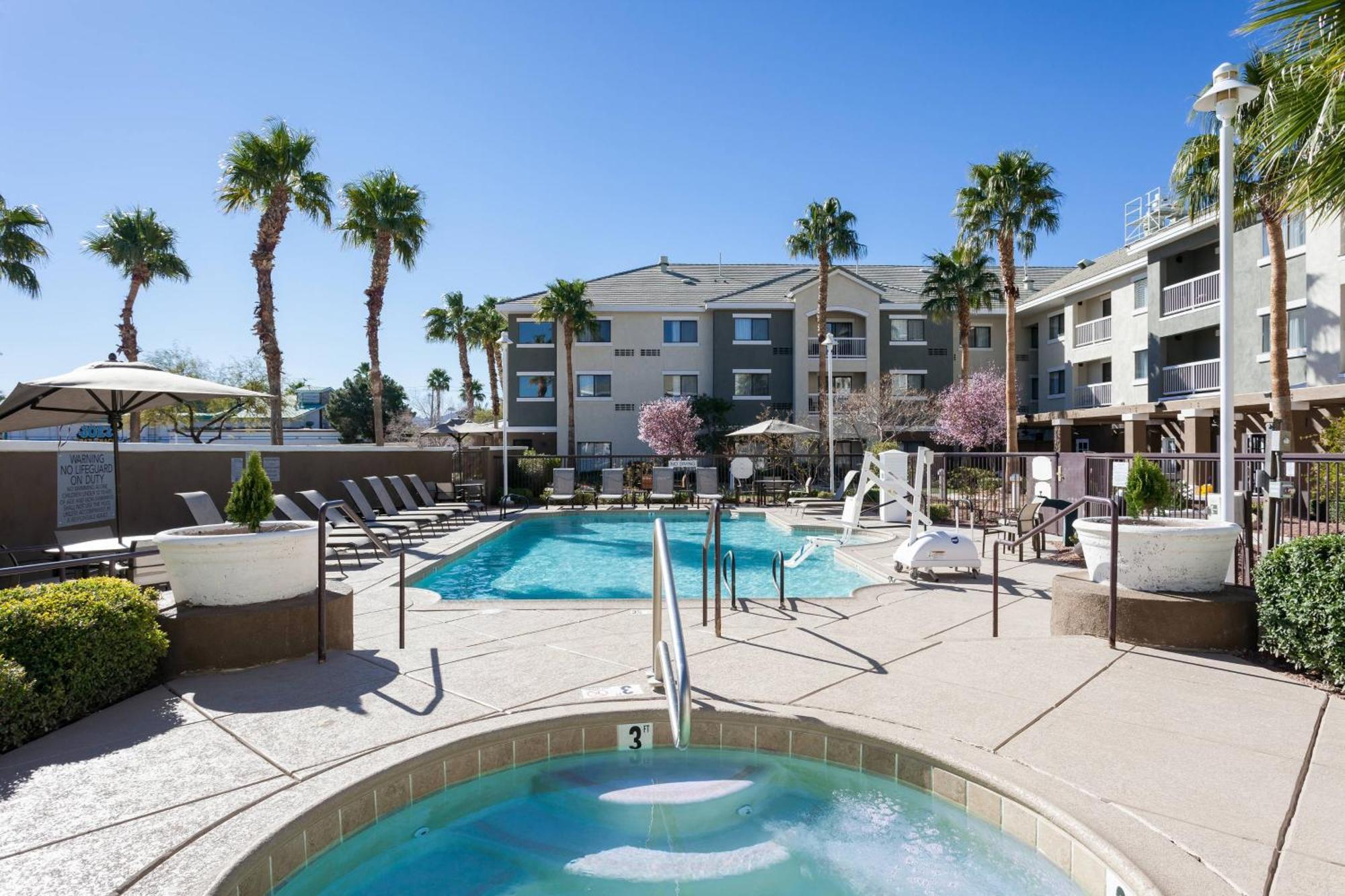 Courtyard By Marriott Henderson - Green Valley -
