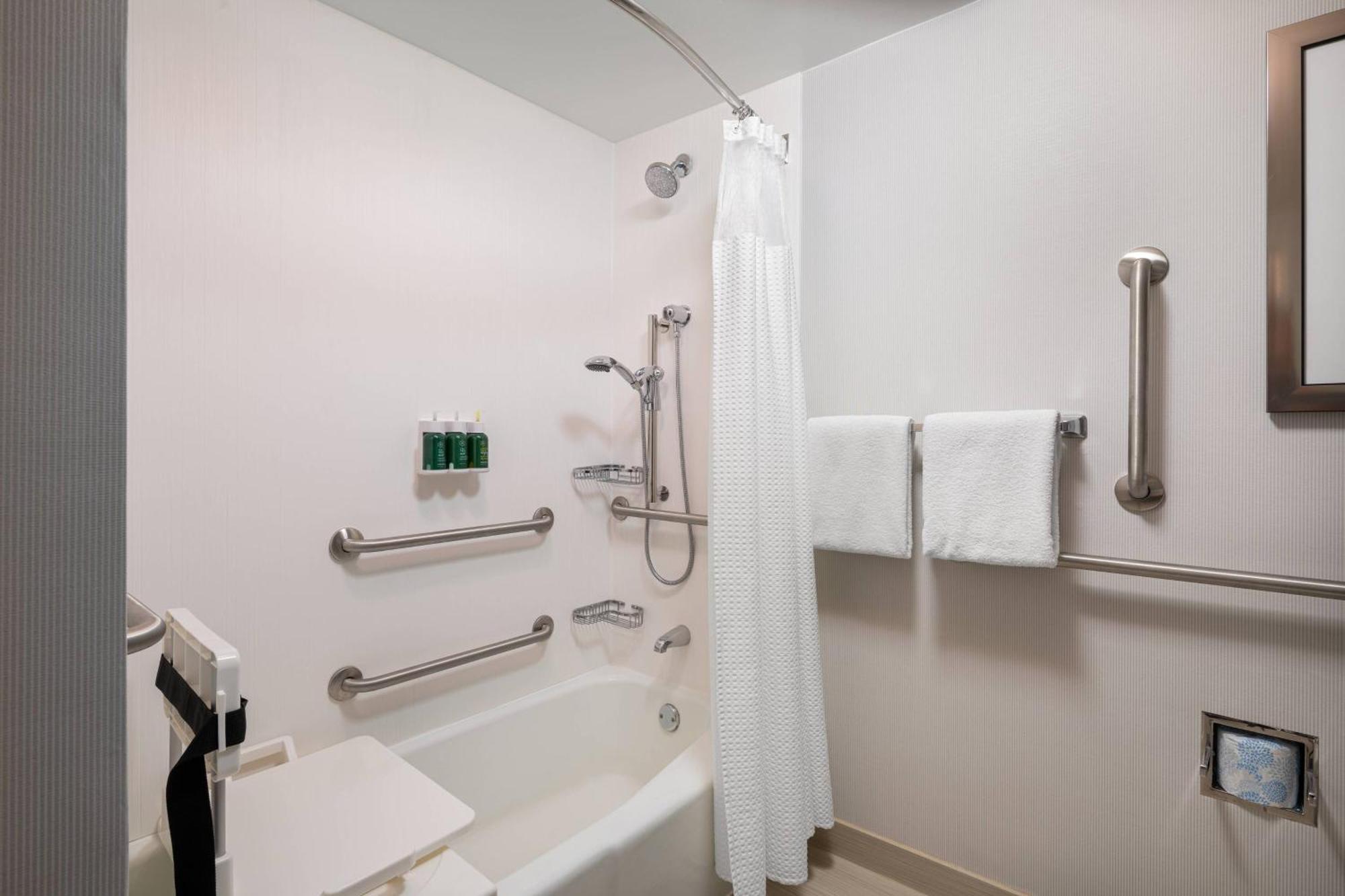 Courtyard By Marriott Vegas Convention Center Hotel Las Vegas