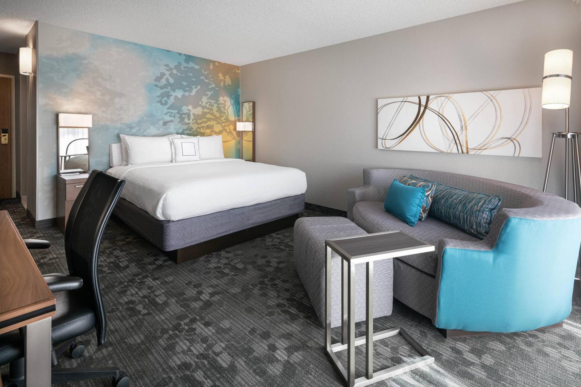 Courtyard By Marriott Vegas Convention Center 3*
