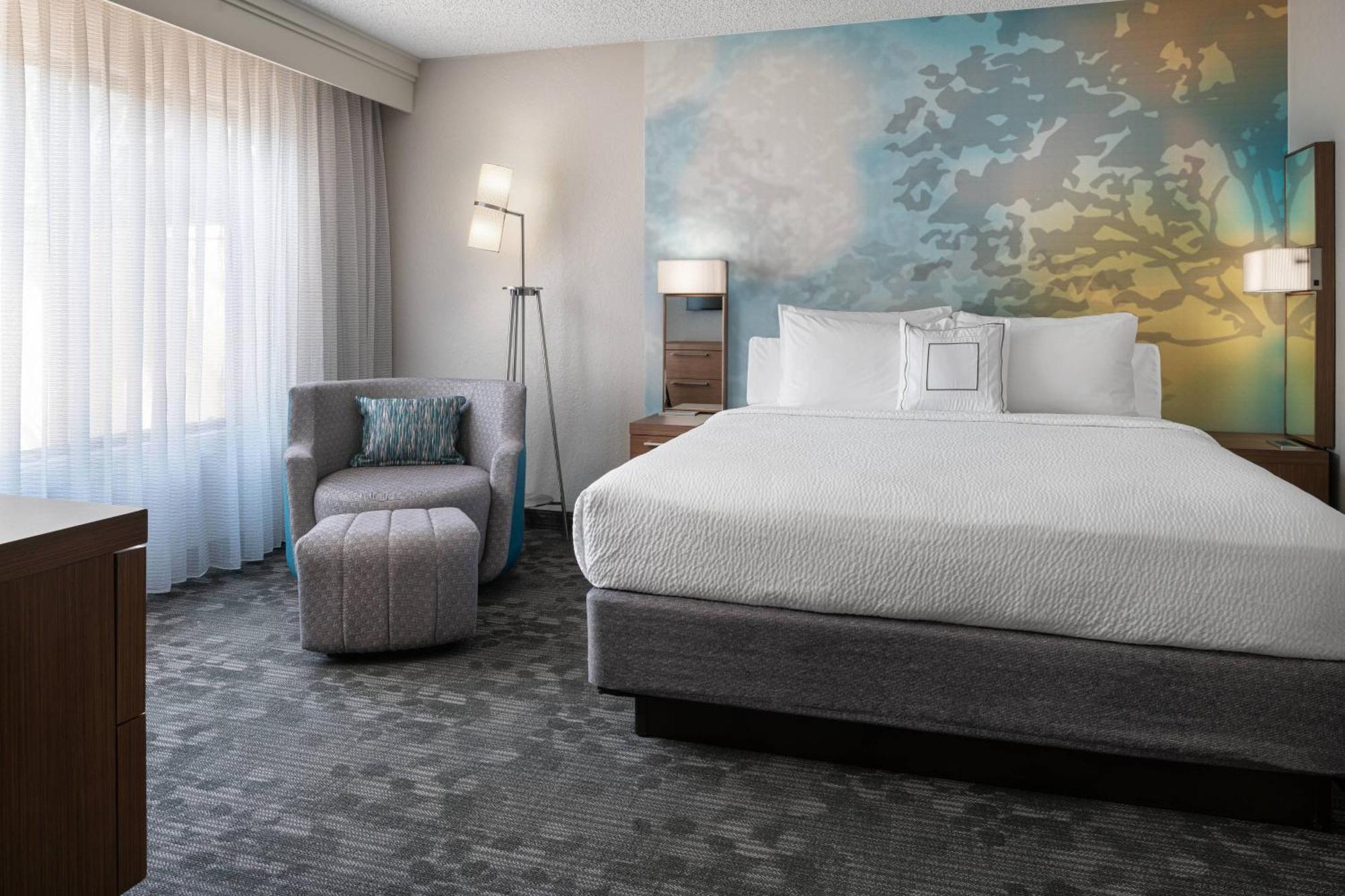 Courtyard By Marriott Vegas Convention Center Hotel