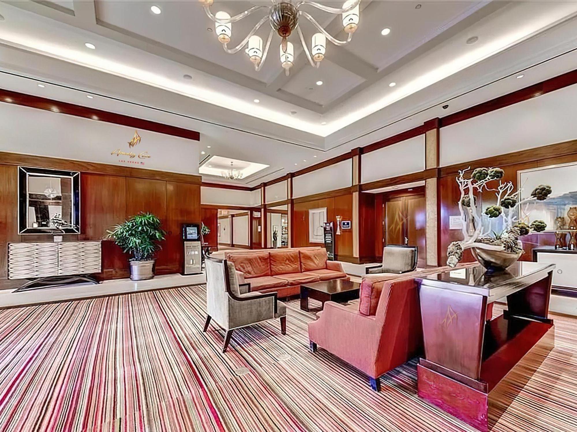 Amalz Two Bedroom Three Bathroom Balcony At Mgm Signature ! Las Vegas