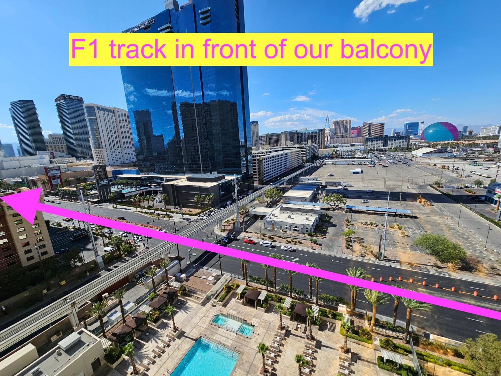 Strip & Sphere View - Separate Living - 2 Full Bath - Full Kitchen - Balcony - 900 Sqft - Mgm Signature 4* Las Vegas