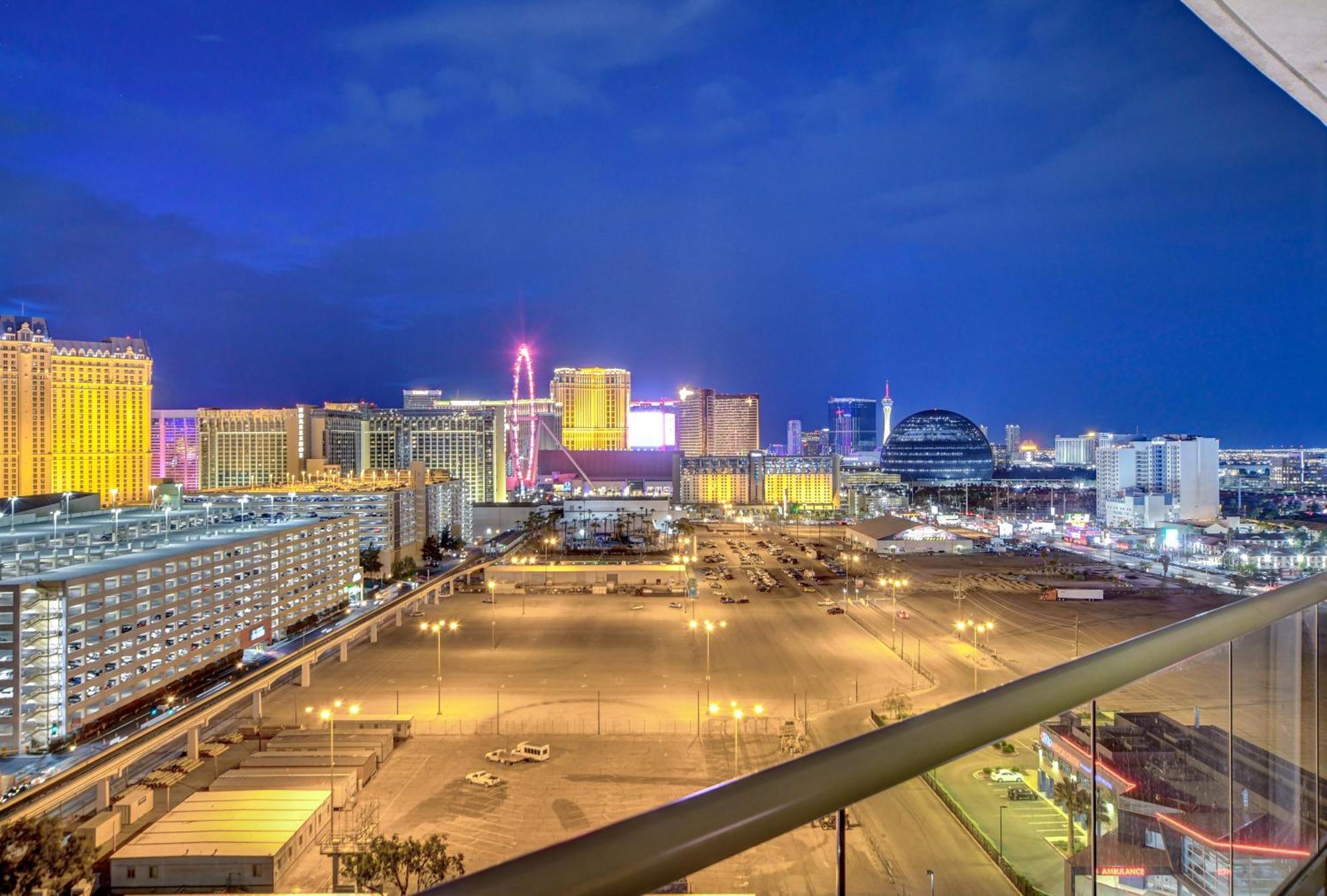 Premium Mgm Signature High Flr Balcony Strip View Apartahotel *