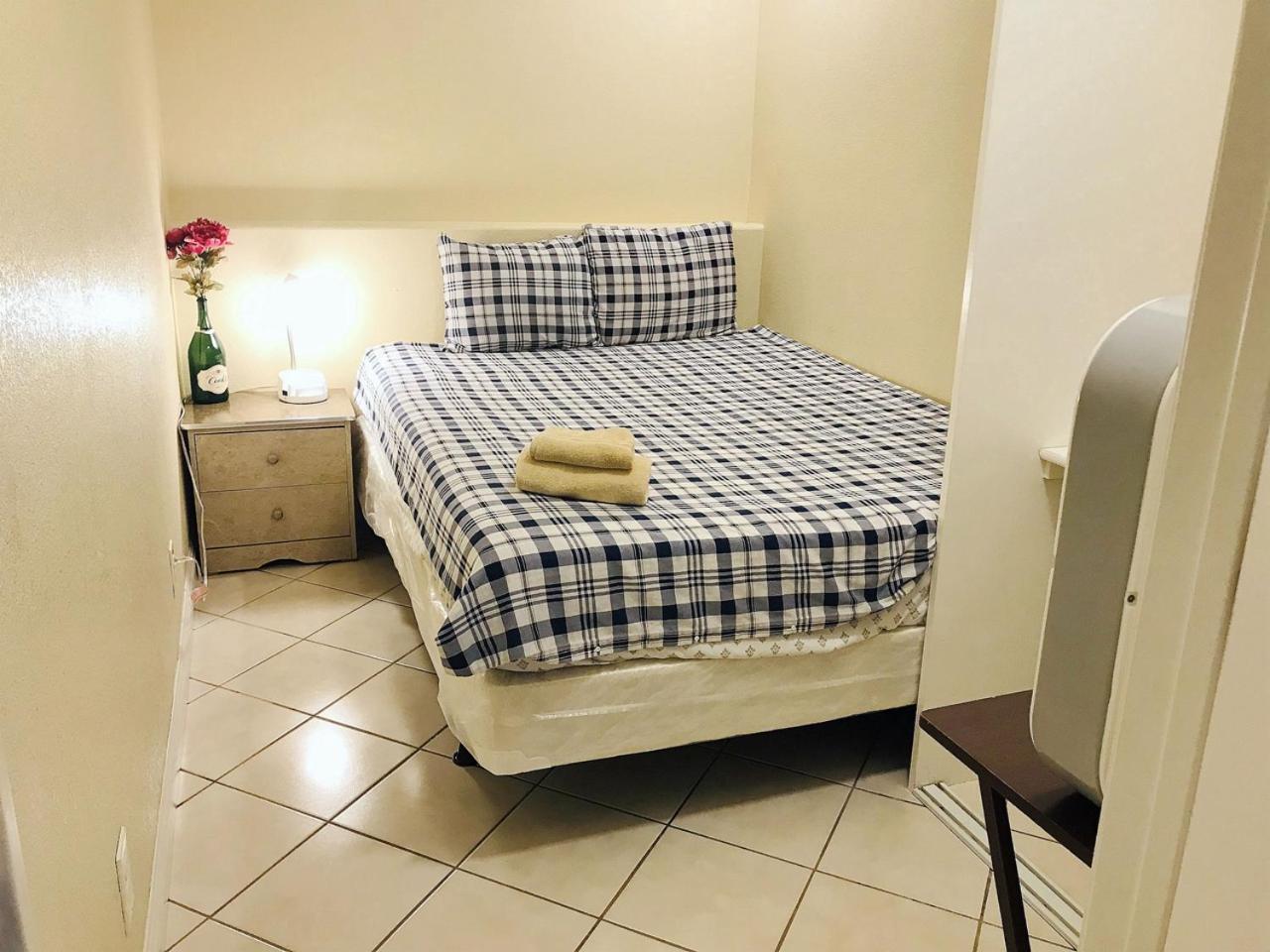 Privatunterkunft New Bedroom Queen Size Bed At Vegas For Rent-2 Las Vegas