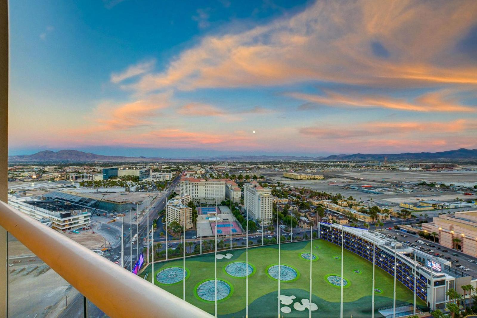 Aparthotel Incredible 1bd 2bth Mgm Signature*balcony View *