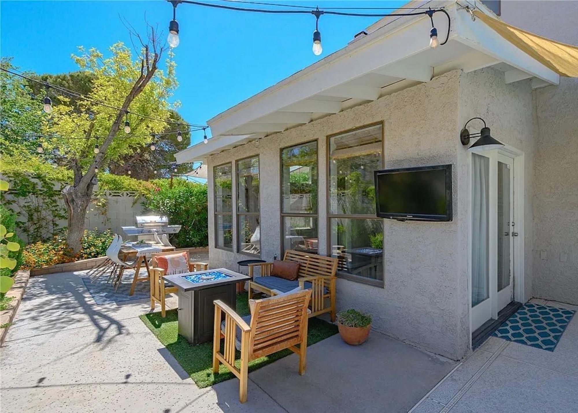 3br Desert Oasis: King Bd W/pool